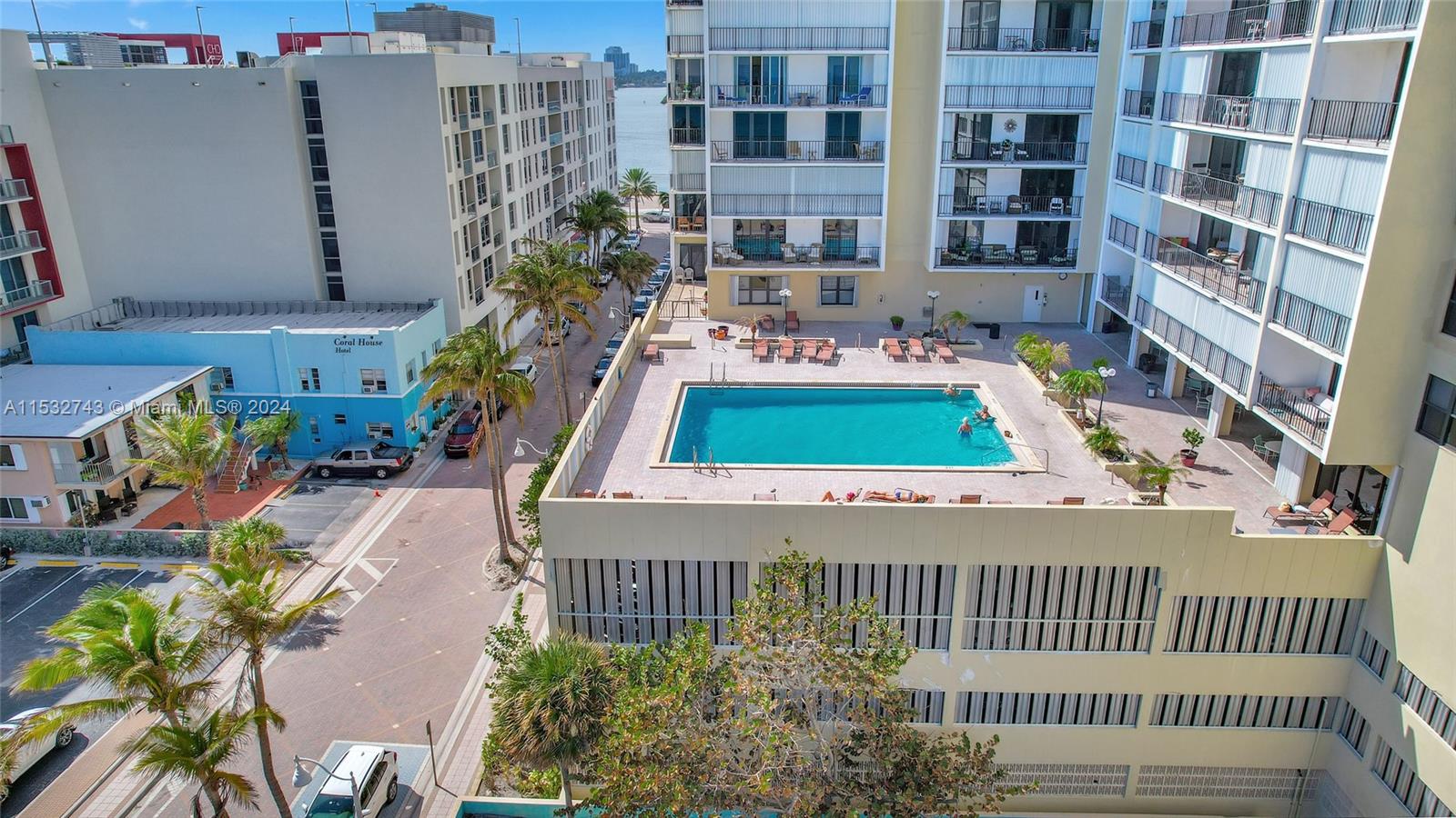 322 Buchanan St PH2C, Hollywood, Florida 33019, 1 Bedroom Bedrooms, ,1 BathroomBathrooms,Residential,For Sale,322 Buchanan St PH2C,A11532743