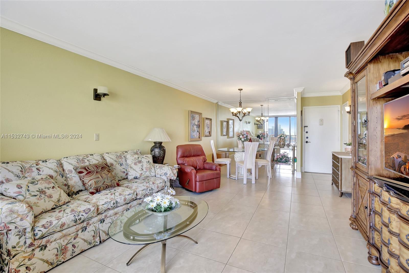 322 Buchanan St PH2C, Hollywood, Florida 33019, 1 Bedroom Bedrooms, ,1 BathroomBathrooms,Residential,For Sale,322 Buchanan St PH2C,A11532743