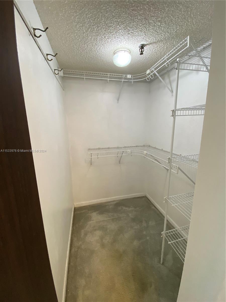 1345 West Ave 202, Miami Beach, Florida 33139, 1 Bedroom Bedrooms, ,1 BathroomBathrooms,Residential,For Sale,1345 West Ave 202,A11533976