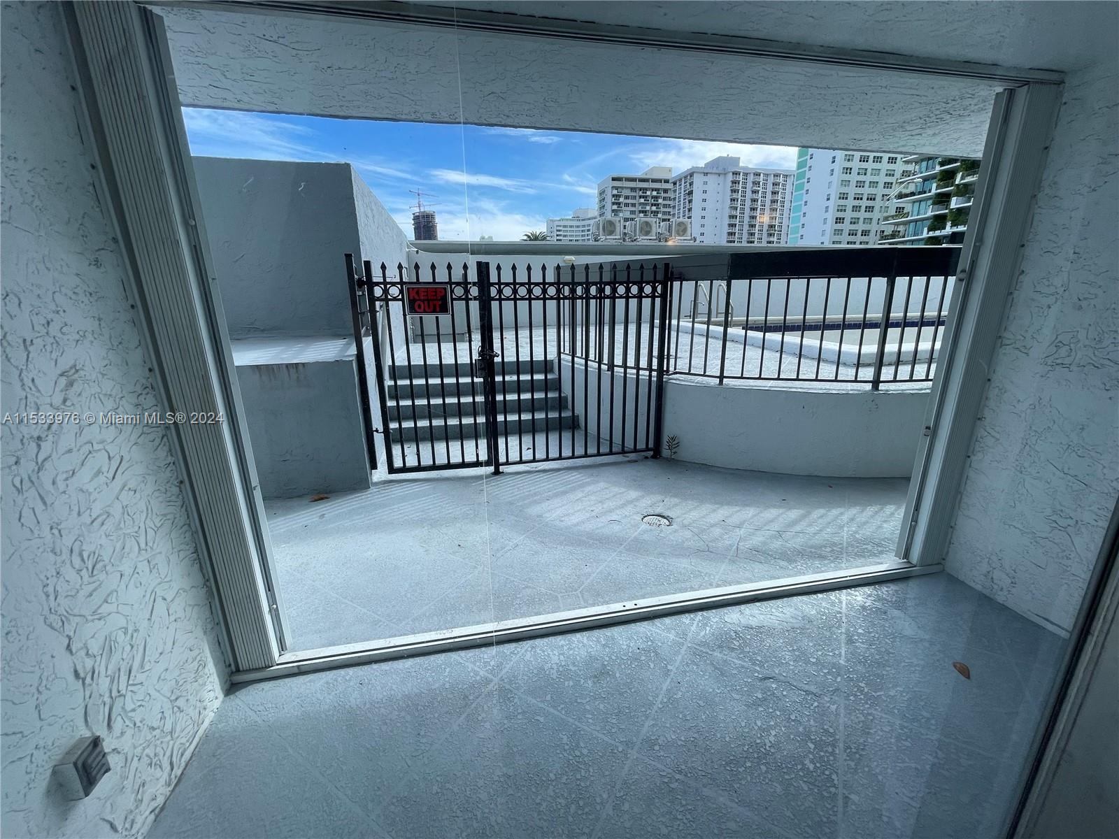 1345 West Ave 202, Miami Beach, Florida 33139, 1 Bedroom Bedrooms, ,1 BathroomBathrooms,Residential,For Sale,1345 West Ave 202,A11533976