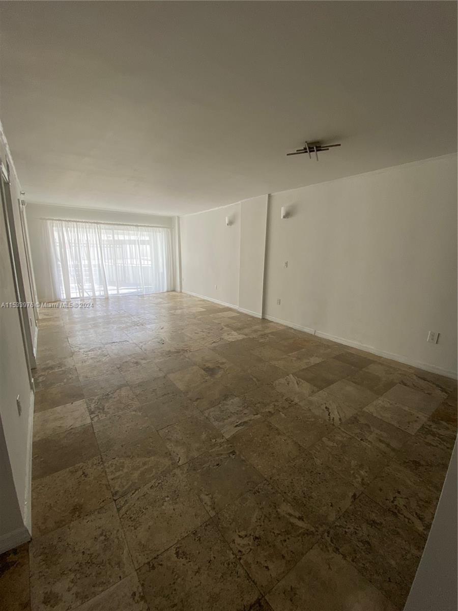 1345 West Ave 202, Miami Beach, Florida 33139, 1 Bedroom Bedrooms, ,1 BathroomBathrooms,Residential,For Sale,1345 West Ave 202,A11533976