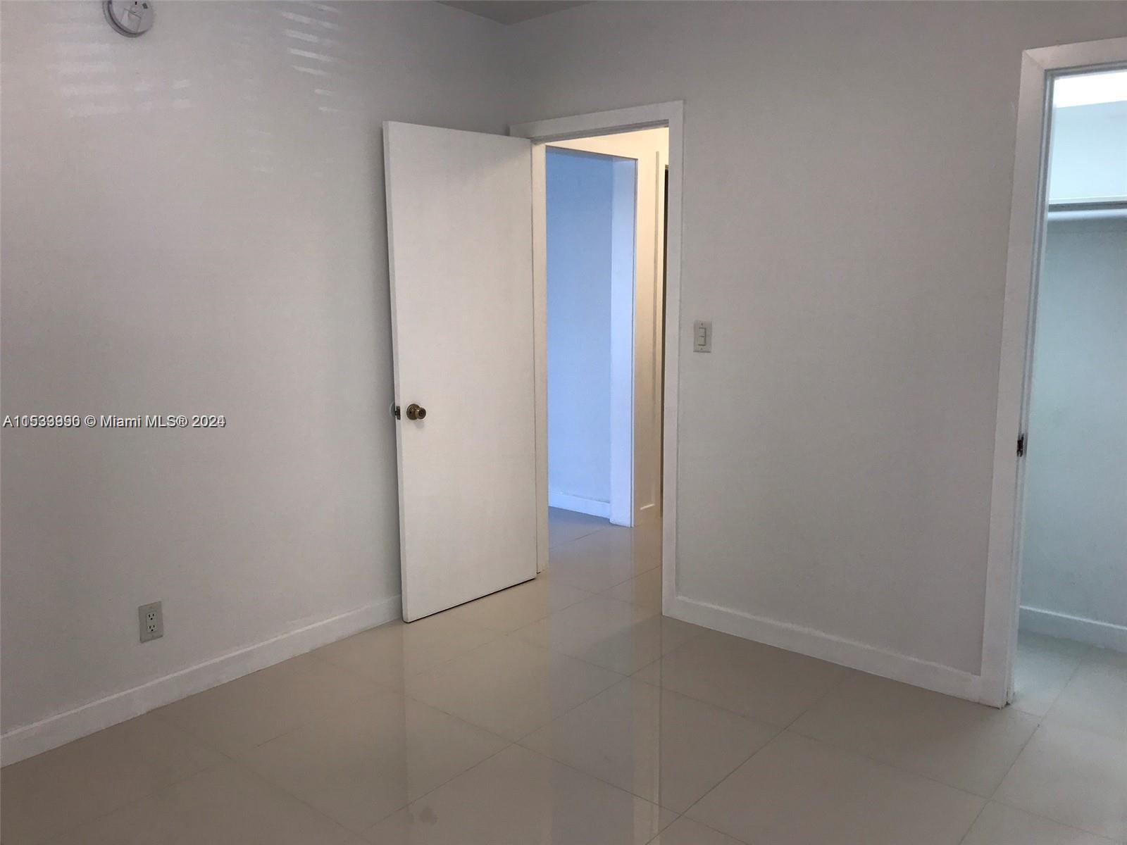 545 74 ST 2, Miami Beach, Florida 33141, 1 Bedroom Bedrooms, ,1 BathroomBathrooms,Residentiallease,For Rent,545 74 ST 2,A11533990