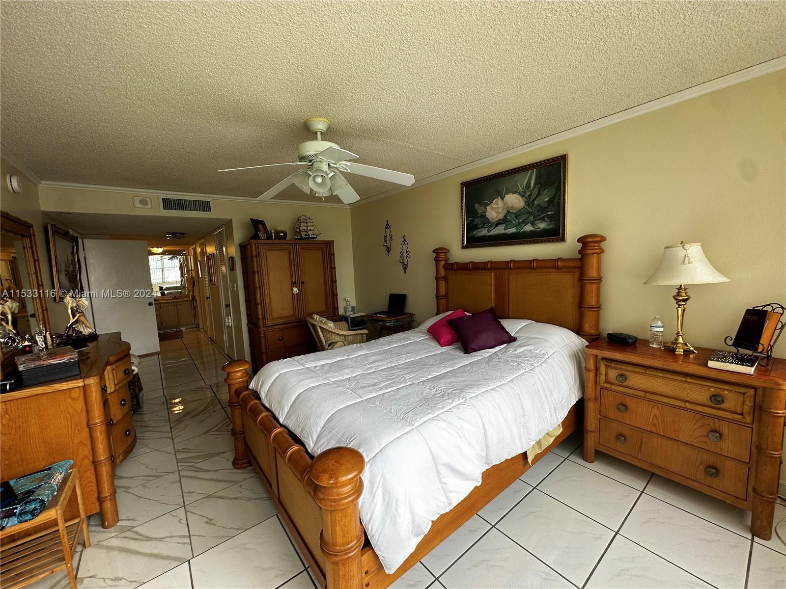 6039 Collins Ave 729, Miami Beach, Florida 33140, 2 Bedrooms Bedrooms, ,2 BathroomsBathrooms,Residential,For Sale,6039 Collins Ave 729,A11533116