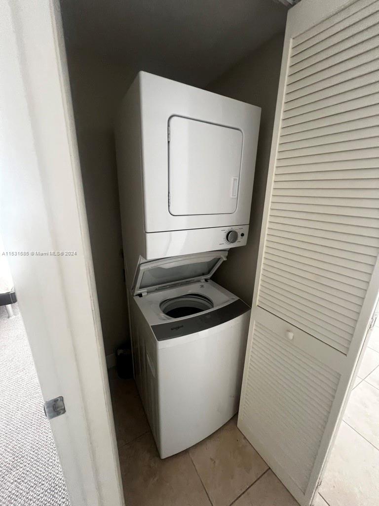 55 Merrick Way 700, Coral Gables, Florida 33134, 2 Bedrooms Bedrooms, ,2 BathroomsBathrooms,Residentiallease,For Rent,55 Merrick Way 700,A11531585