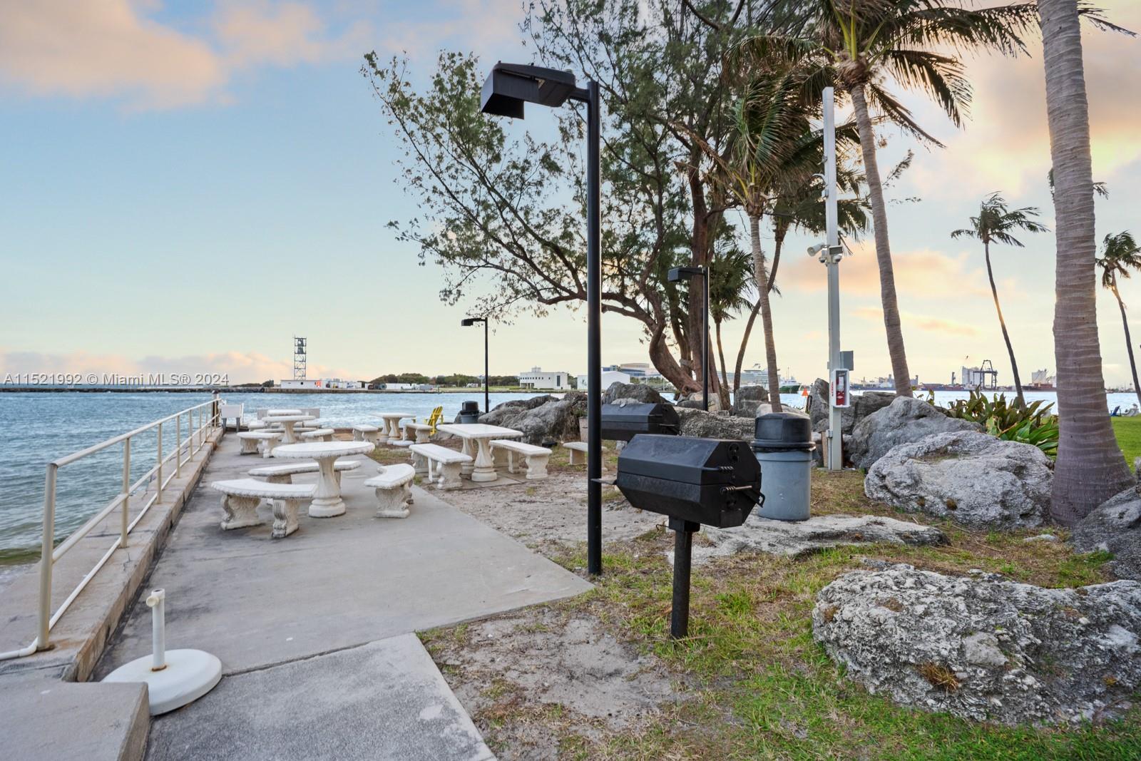2100 S Ocean Dr 9A, Fort Lauderdale, Florida 33316, 2 Bedrooms Bedrooms, ,2 BathroomsBathrooms,Residentiallease,For Rent,2100 S Ocean Dr 9A,A11521992