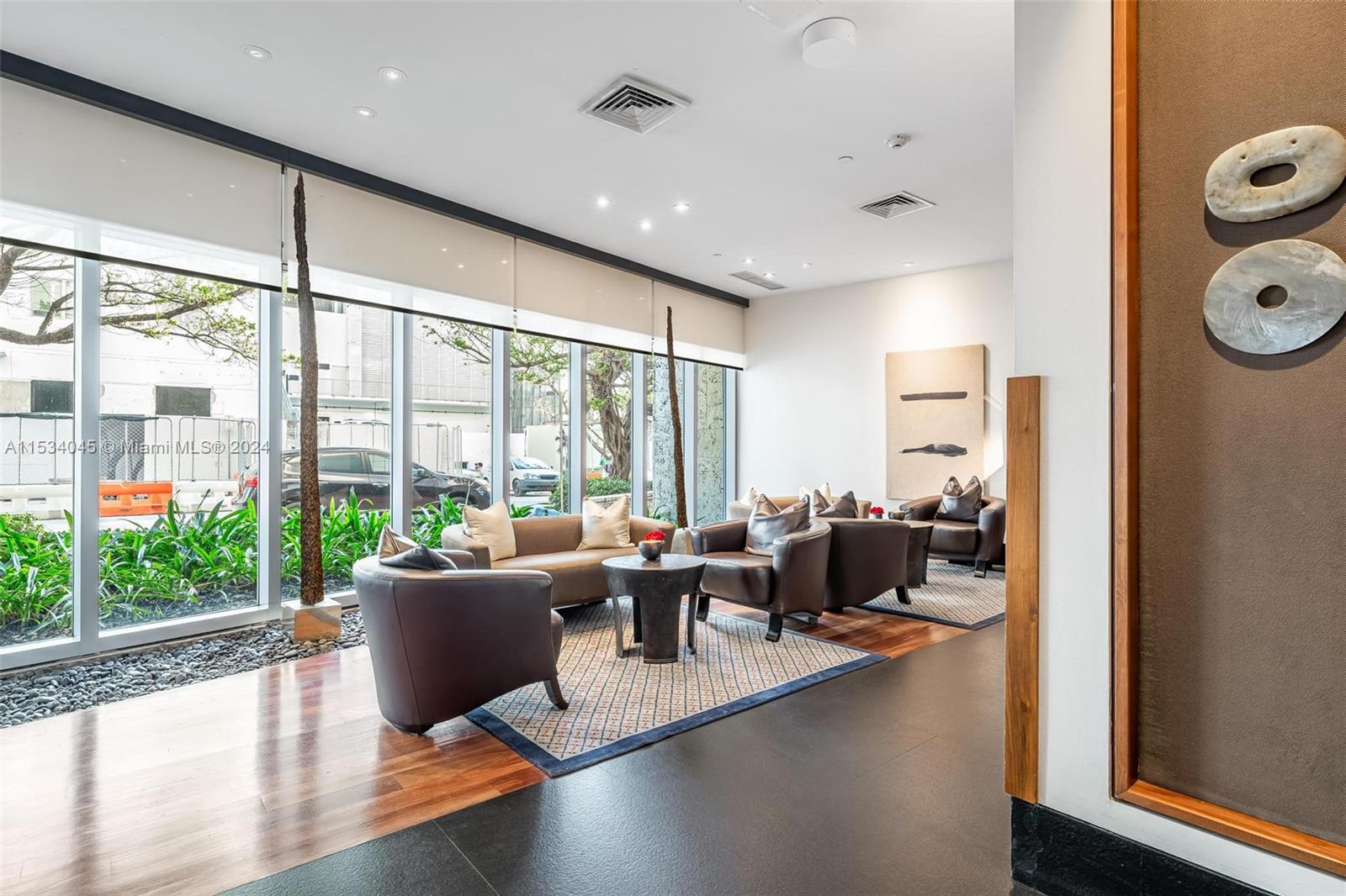 101 20th St 1804, Miami Beach, Florida 33139, 2 Bedrooms Bedrooms, ,2 BathroomsBathrooms,Residential,For Sale,101 20th St 1804,A11534045