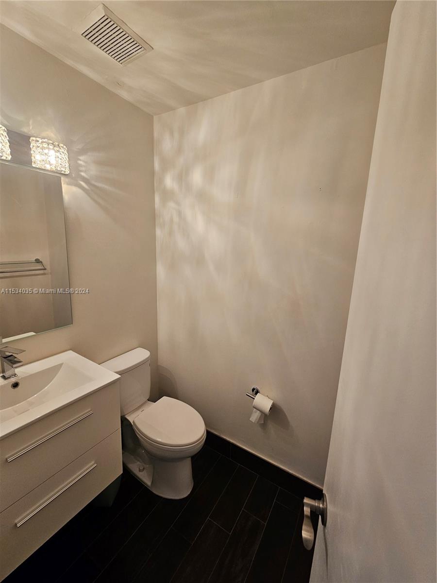 20941 Bay Ct 125, Aventura, Florida 33180, 3 Bedrooms Bedrooms, ,2 BathroomsBathrooms,Residential,For Sale,20941 Bay Ct 125,A11534035