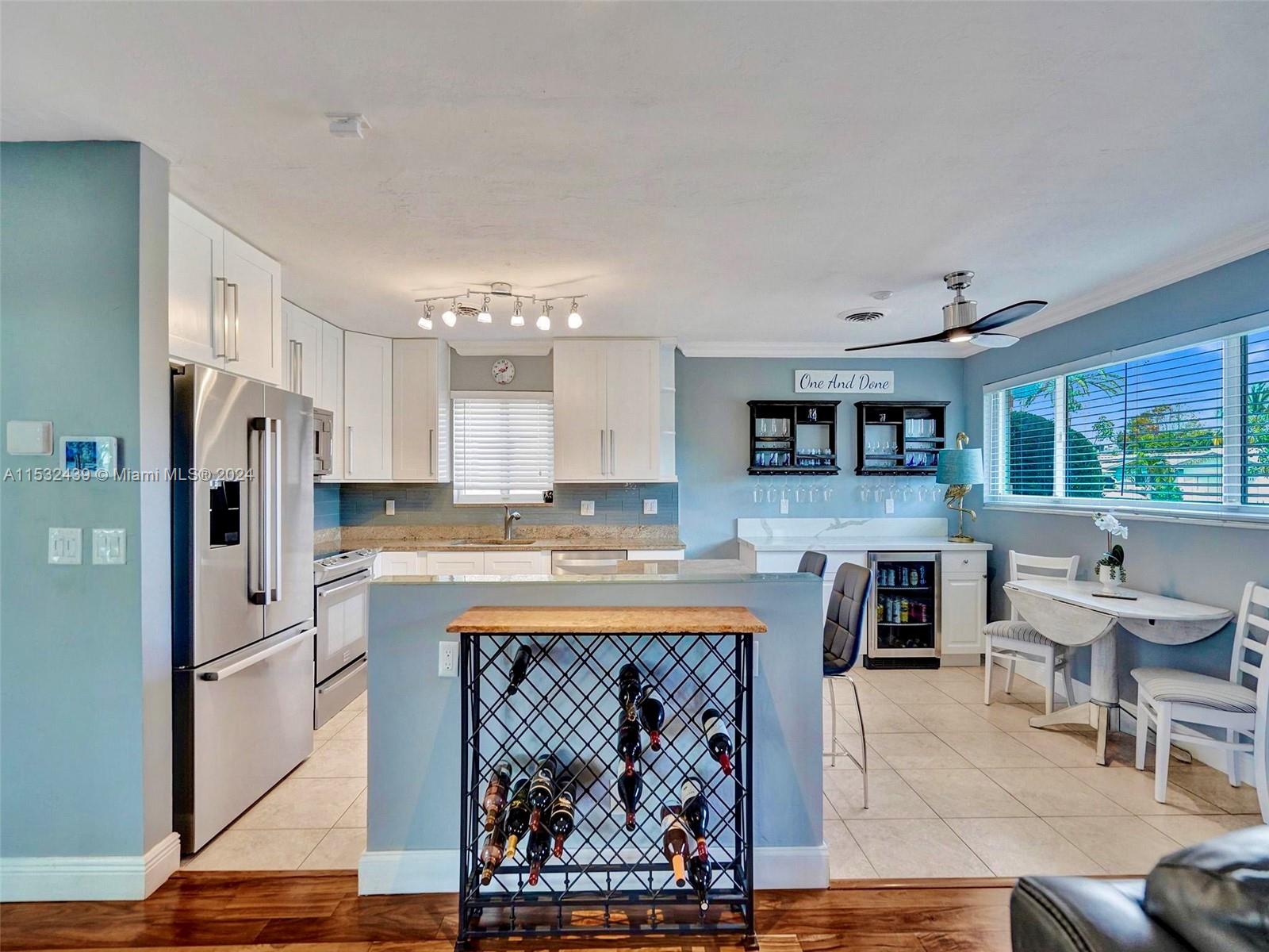 1106 N 13th Ave, Hollywood, Florida 33019, 2 Bedrooms Bedrooms, ,2 BathroomsBathrooms,Residential,For Sale,1106 N 13th Ave,A11532439