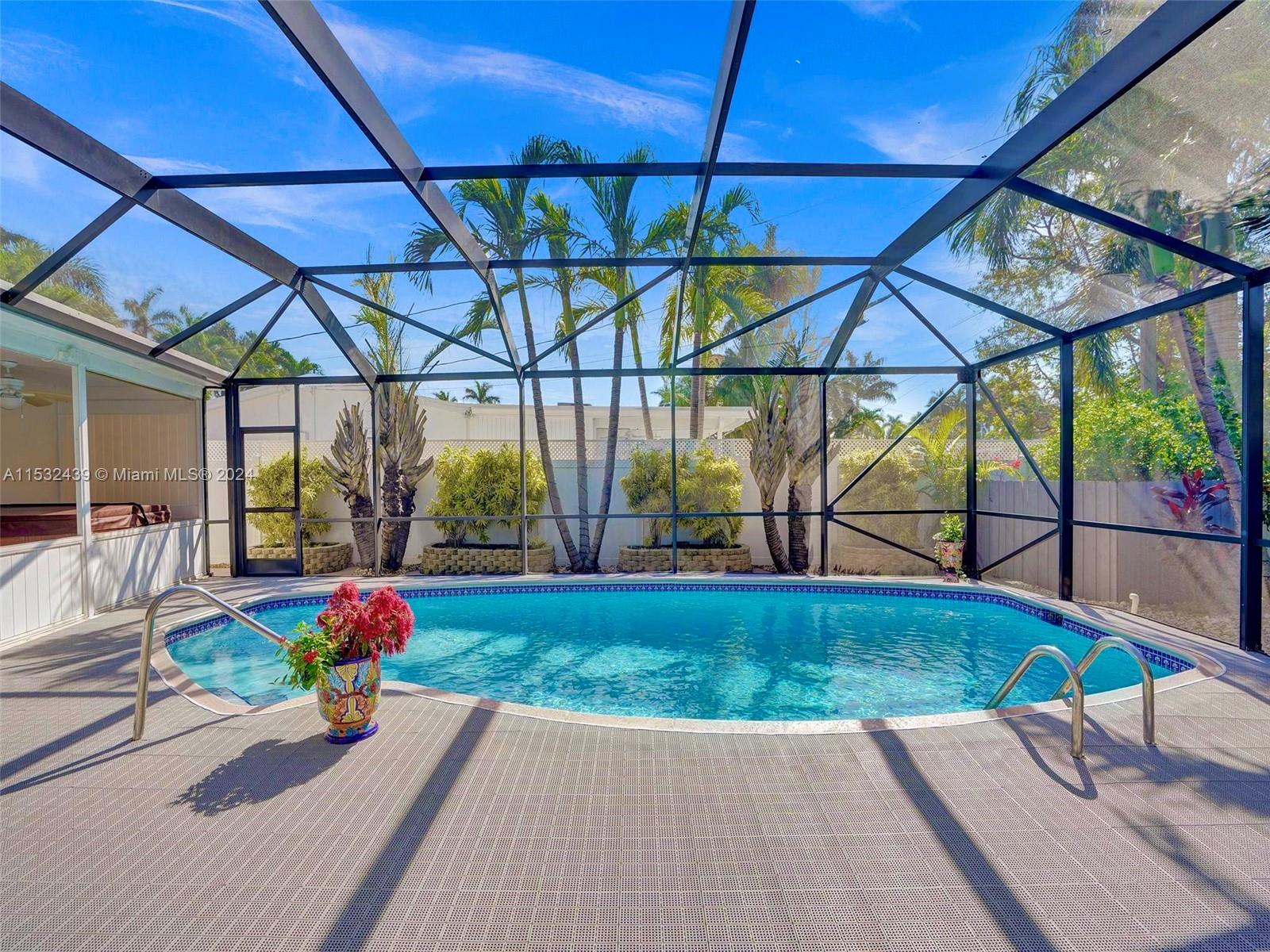 1106 N 13th Ave, Hollywood, Florida 33019, 2 Bedrooms Bedrooms, ,2 BathroomsBathrooms,Residential,For Sale,1106 N 13th Ave,A11532439