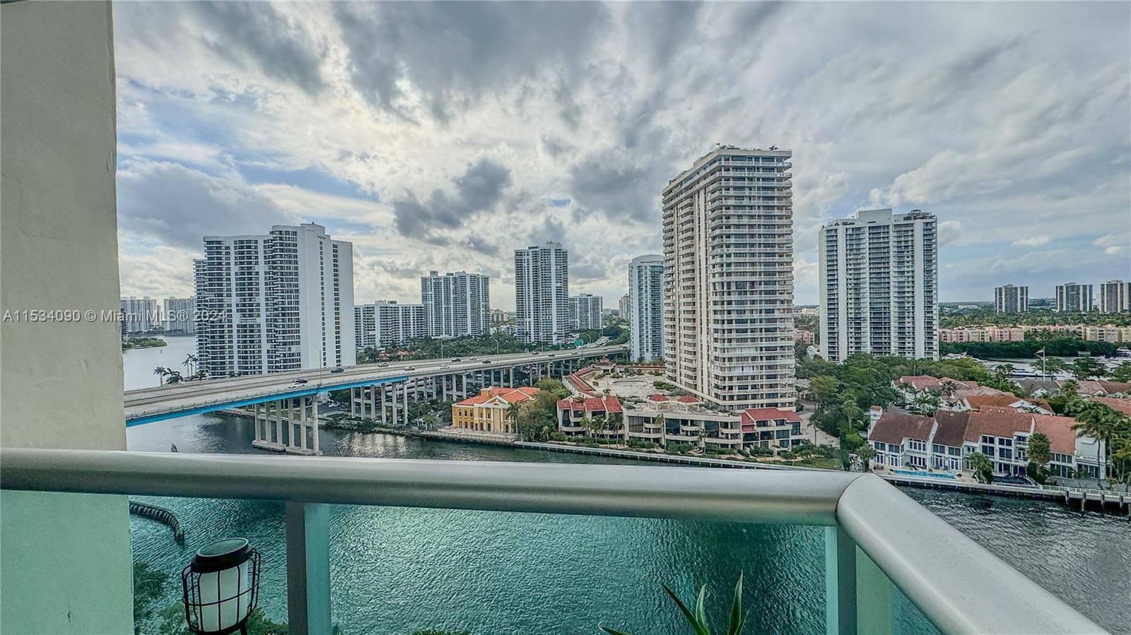 19390 Collins Ave, Sunny Isles Beach, FL, 33160 United States, 1 Bedroom Bedrooms, ,1 BathroomBathrooms,Residential,For Sale,Collins Ave,A11534090