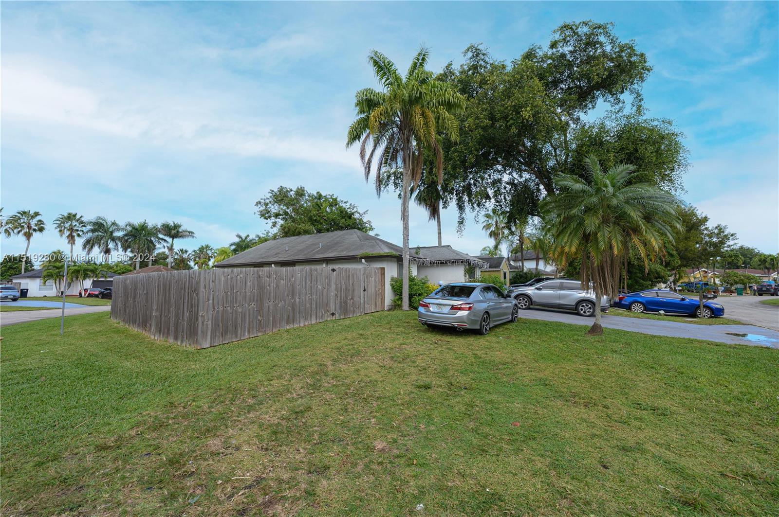998 SW 8th Pl, Florida City, Florida 33034, 4 Bedrooms Bedrooms, ,2 BathroomsBathrooms,Residential,For Sale,998 SW 8th Pl,A11519280