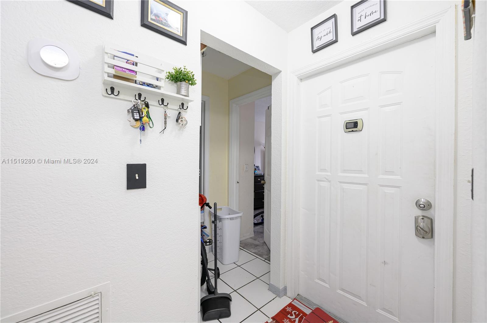 998 SW 8th Pl, Florida City, Florida 33034, 4 Bedrooms Bedrooms, ,2 BathroomsBathrooms,Residential,For Sale,998 SW 8th Pl,A11519280