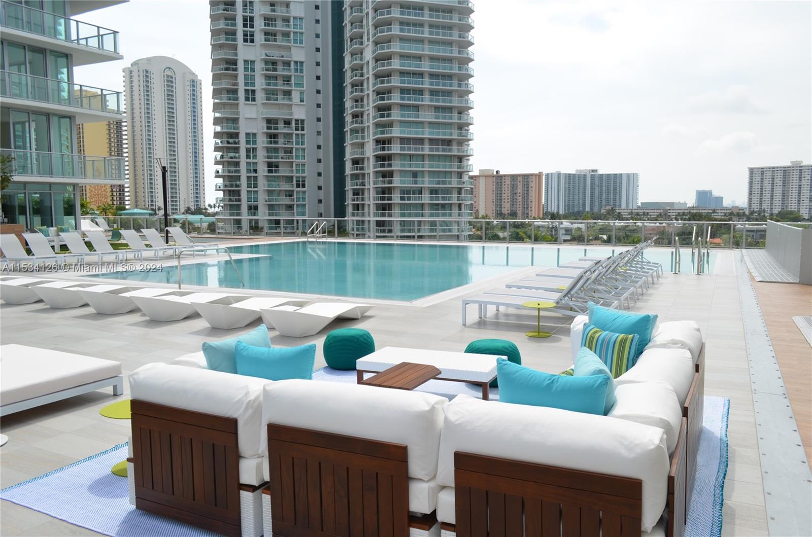 330 Sunny Isles Blvd, Sunny Isles Beach, FL, 33160 United States, 4 Bedrooms Bedrooms, ,4 BathroomsBathrooms,Residential,For Sale,Sunny Isles Blvd,A11534126