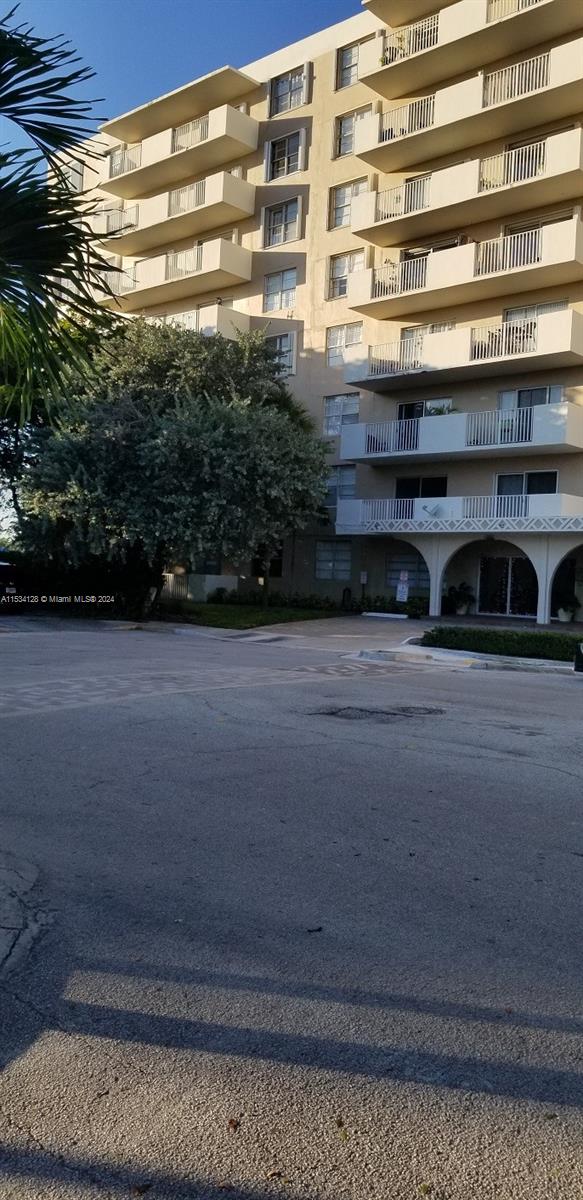 1455 N Treasure Dr #1K For Sale A11534128, FL