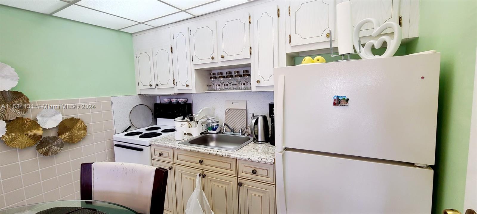 2200 E Hallandale Beach Blvd 203, Hallandale Beach, Florida 33009, ,1 BathroomBathrooms,Residential,For Sale,2200 E Hallandale Beach Blvd 203,A11534131