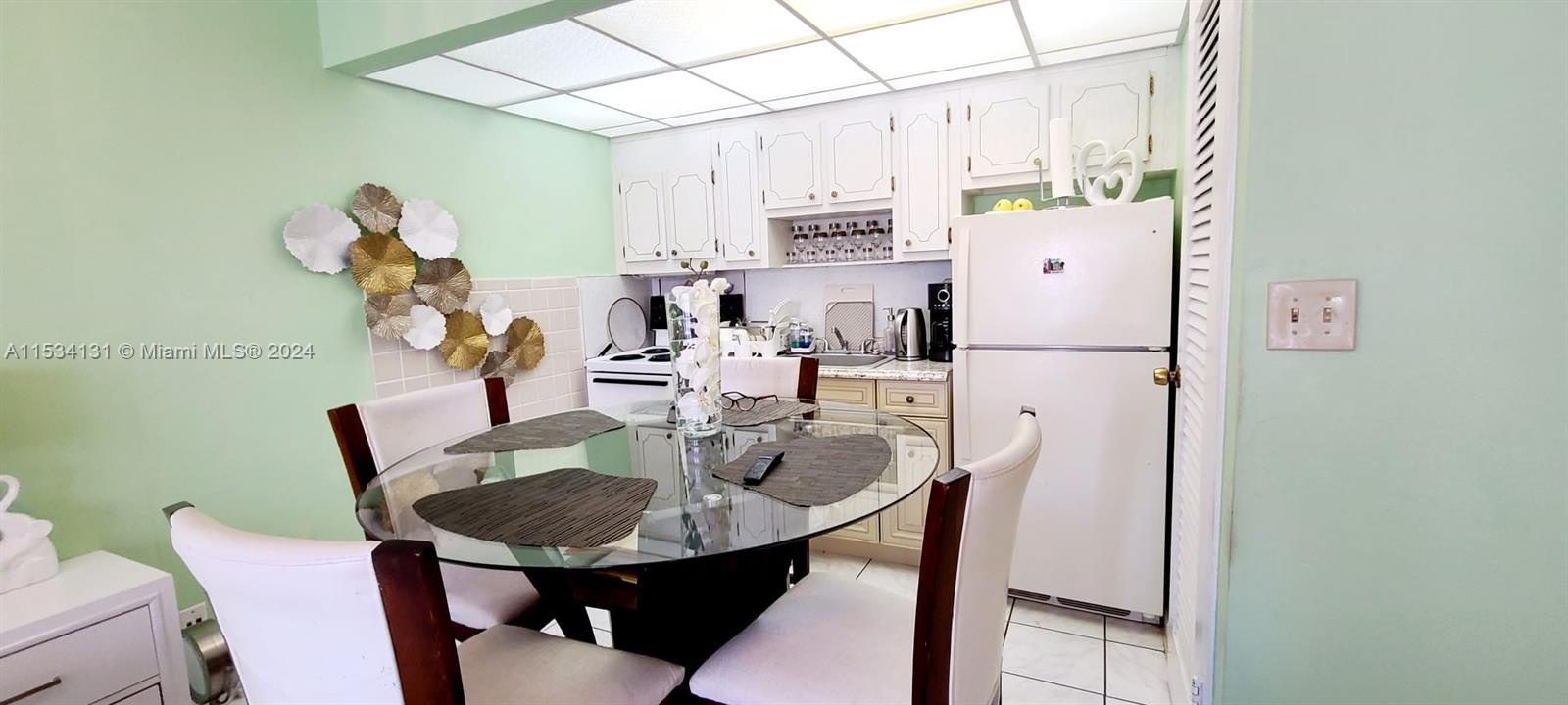 2200 E Hallandale Beach Blvd 203, Hallandale Beach, Florida 33009, ,1 BathroomBathrooms,Residential,For Sale,2200 E Hallandale Beach Blvd 203,A11534131