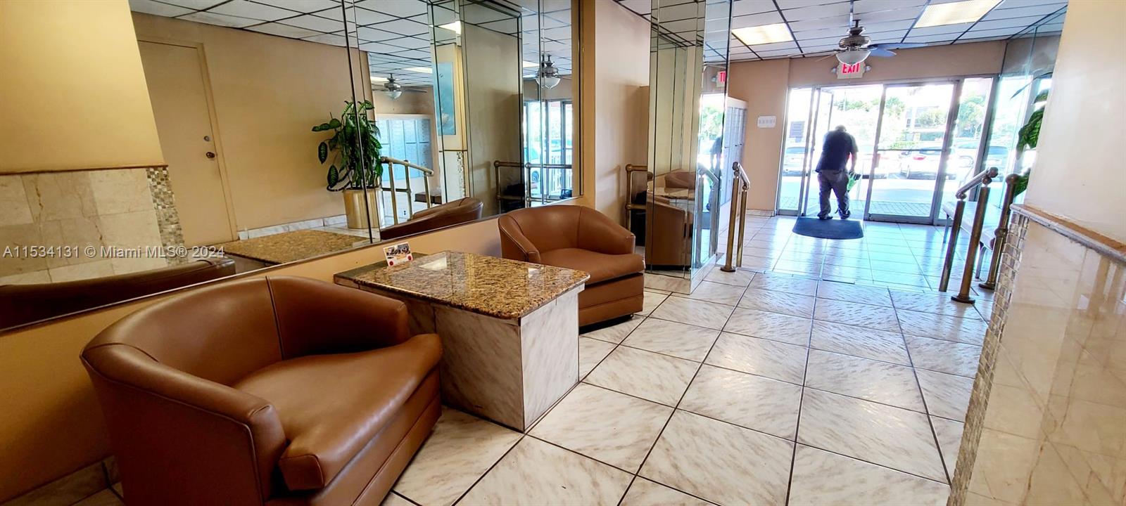 2200 E Hallandale Beach Blvd 203, Hallandale Beach, Florida 33009, ,1 BathroomBathrooms,Residential,For Sale,2200 E Hallandale Beach Blvd 203,A11534131