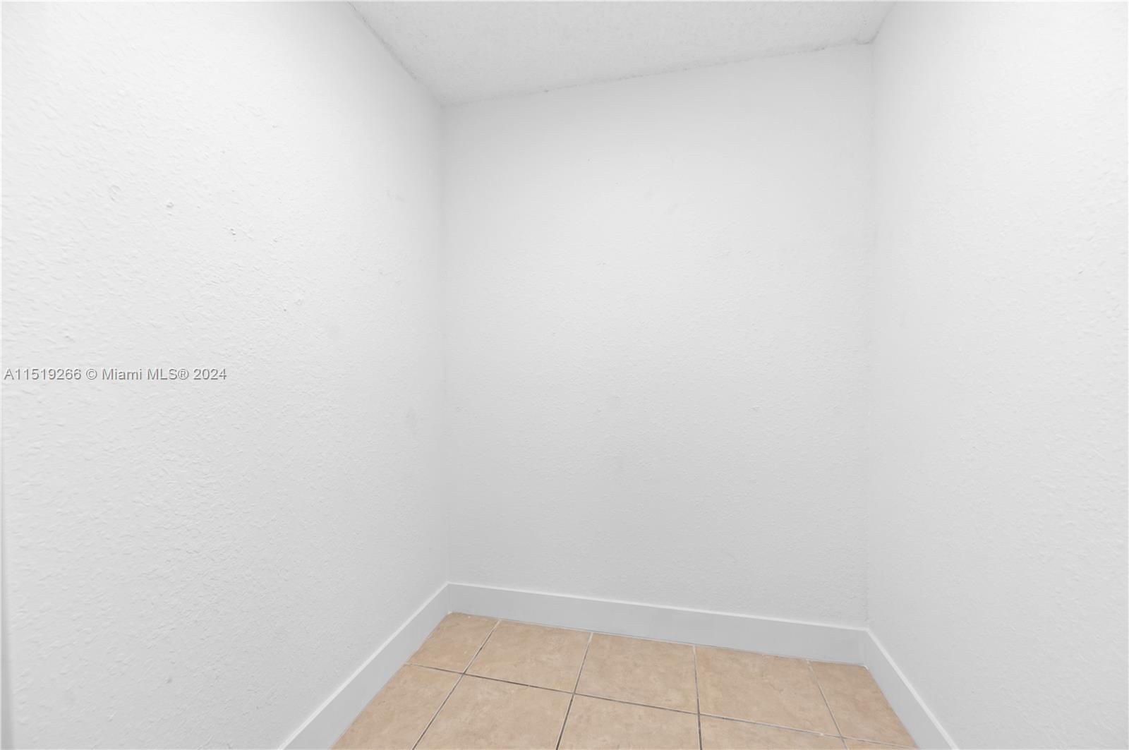 966 SW 8th Pl, Florida City, Florida 33034, 3 Bedrooms Bedrooms, ,2 BathroomsBathrooms,Residential,For Sale,966 SW 8th Pl,A11519266