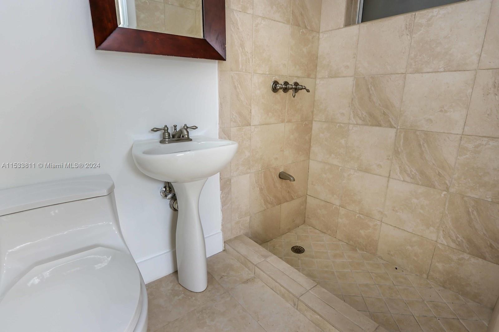 920 NE 181st St, North Miami Beach, Florida 33162, 4 Bedrooms Bedrooms, ,3 BathroomsBathrooms,Residential,For Sale,920 NE 181st St,A11533811