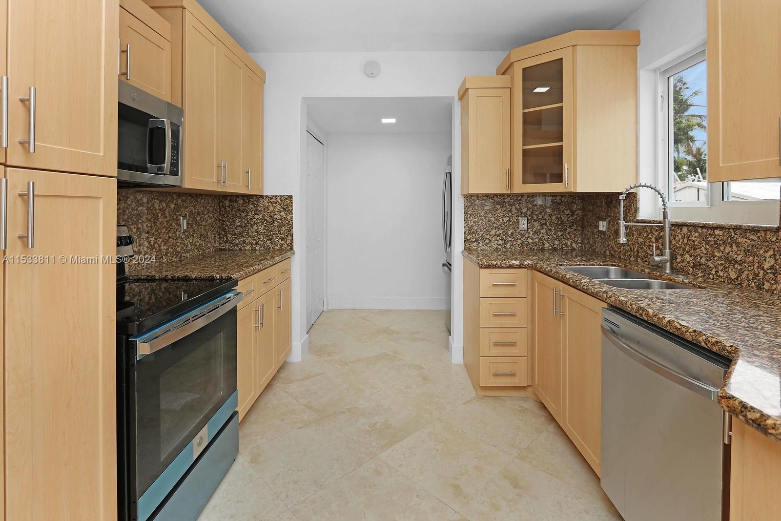 920 NE 181st St, North Miami Beach, Florida 33162, 4 Bedrooms Bedrooms, ,3 BathroomsBathrooms,Residential,For Sale,920 NE 181st St,A11533811