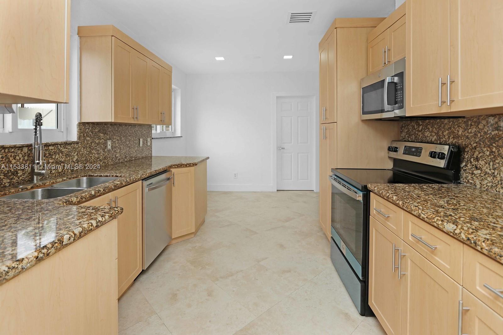 920 NE 181st St, North Miami Beach, Florida 33162, 4 Bedrooms Bedrooms, ,3 BathroomsBathrooms,Residential,For Sale,920 NE 181st St,A11533811