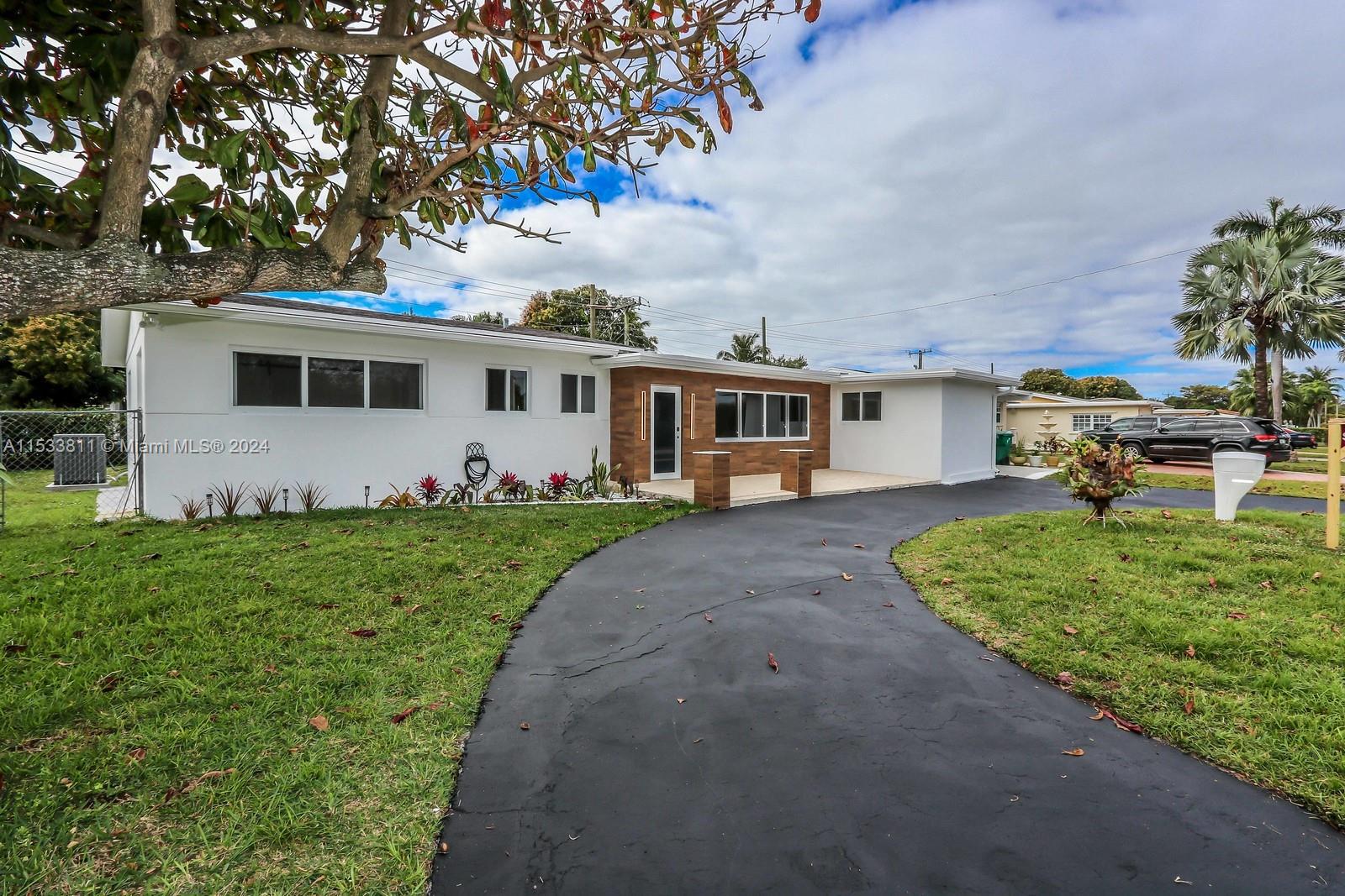 920 NE 181st St, North Miami Beach, Florida 33162, 4 Bedrooms Bedrooms, ,3 BathroomsBathrooms,Residential,For Sale,920 NE 181st St,A11533811