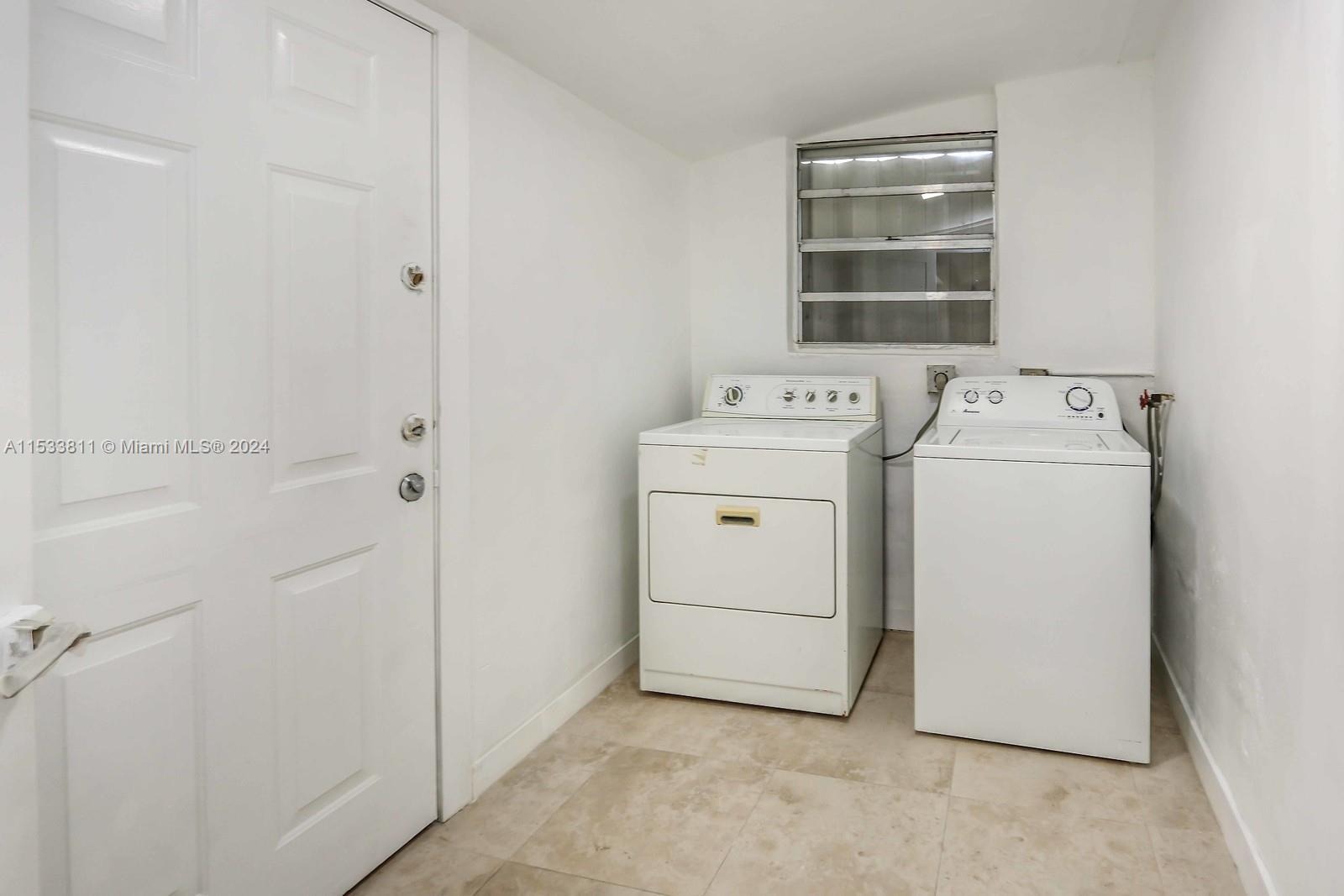 920 NE 181st St, North Miami Beach, Florida 33162, 4 Bedrooms Bedrooms, ,3 BathroomsBathrooms,Residential,For Sale,920 NE 181st St,A11533811