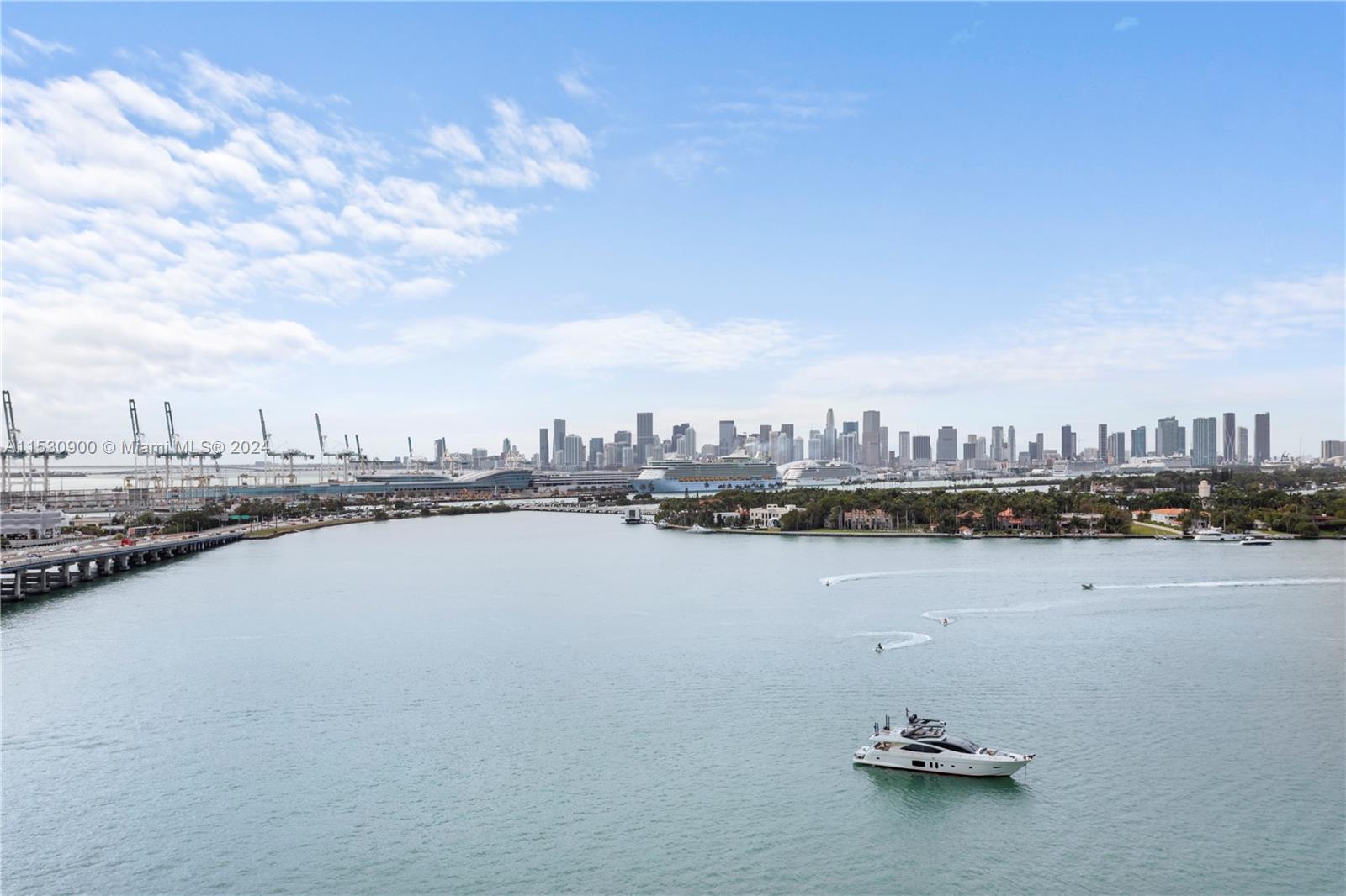 540 West Ave 1514, Miami Beach, Florida 33139, 2 Bedrooms Bedrooms, ,2 BathroomsBathrooms,Residentiallease,For Rent,540 West Ave 1514,A11530900