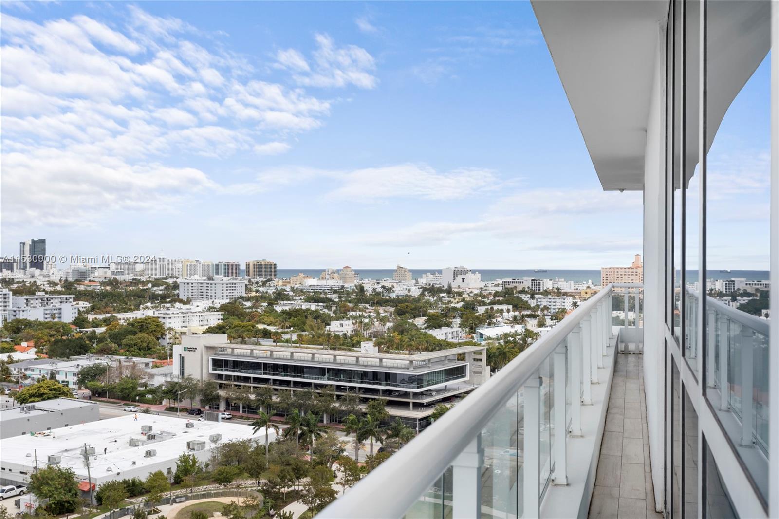 540 West Ave 1514, Miami Beach, Florida 33139, 2 Bedrooms Bedrooms, ,2 BathroomsBathrooms,Residentiallease,For Rent,540 West Ave 1514,A11530900
