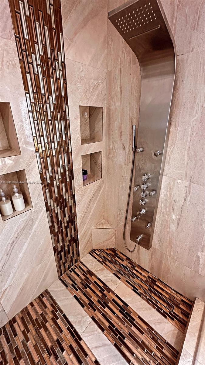 1160 NE 91st St, Miami, Florida 33138, 3 Bedrooms Bedrooms, ,2 BathroomsBathrooms,Residentiallease,For Rent,1160 NE 91st St,A11534159