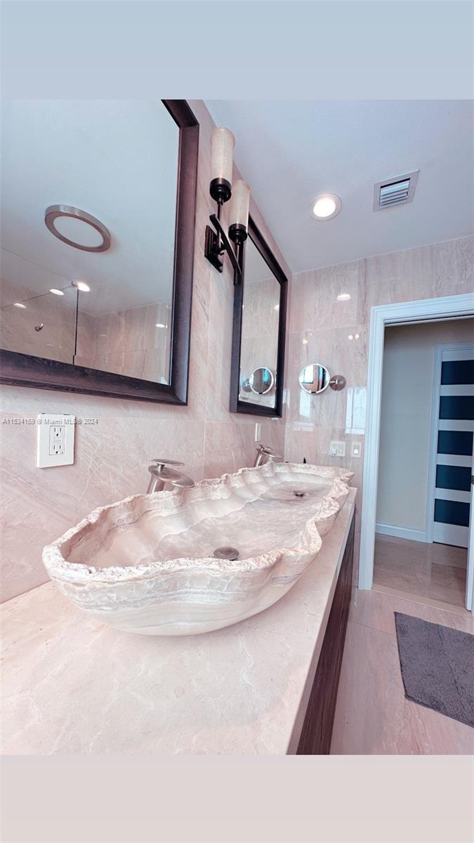 1160 NE 91st St, Miami, Florida 33138, 3 Bedrooms Bedrooms, ,2 BathroomsBathrooms,Residentiallease,For Rent,1160 NE 91st St,A11534159