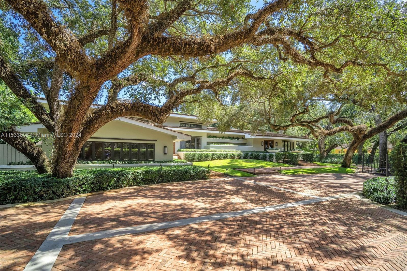 4451 Mangrum Ct, Hollywood, FL, 33021 United States, 6 Bedrooms Bedrooms, ,5 BathroomsBathrooms,Residential,For Sale,Mangrum Ct,A11533606