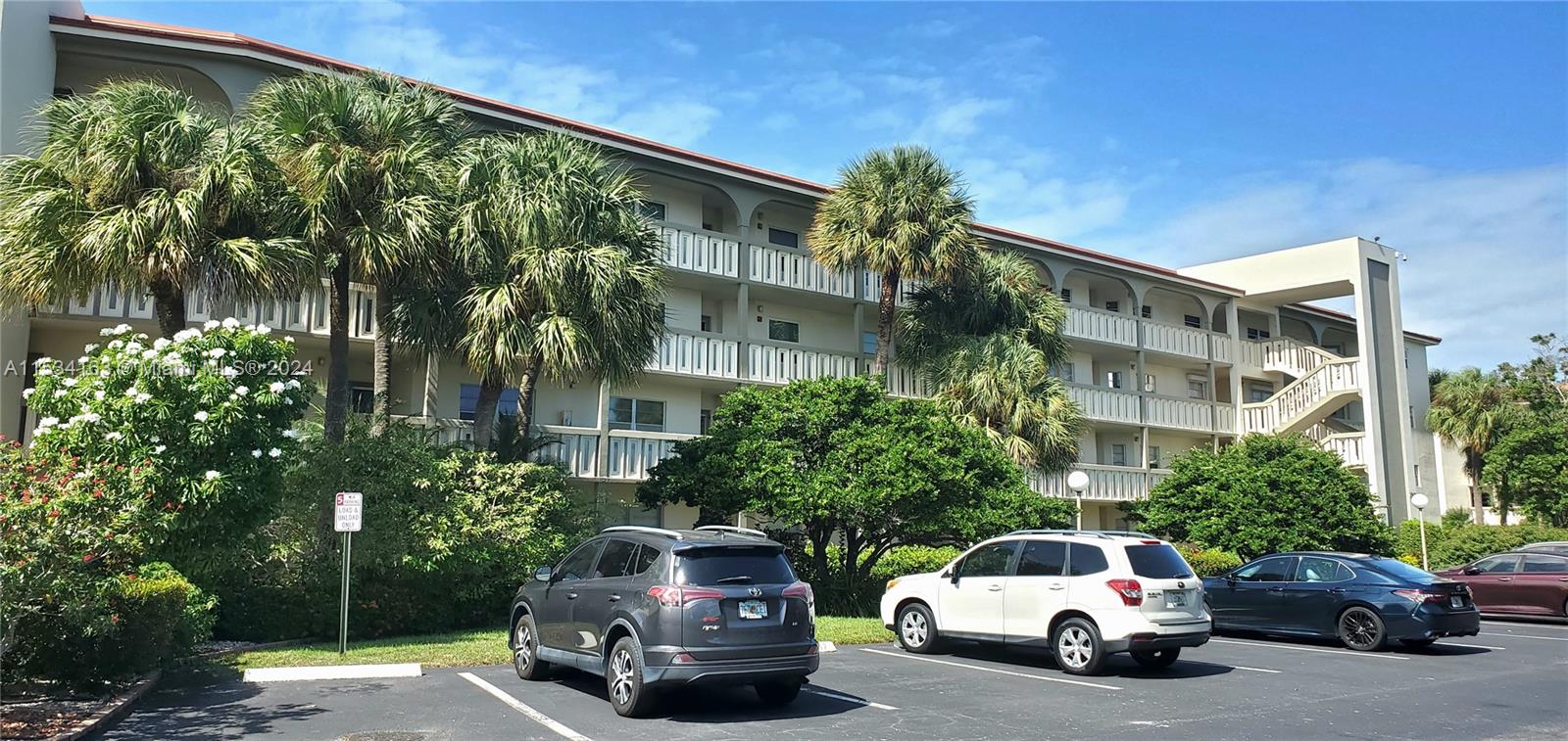 1501 Cayman Way J3, Coconut Creek, Florida 33066, 2 Bedrooms Bedrooms, ,2 BathroomsBathrooms,Residential,For Sale,1501 Cayman Way J3,A11534163