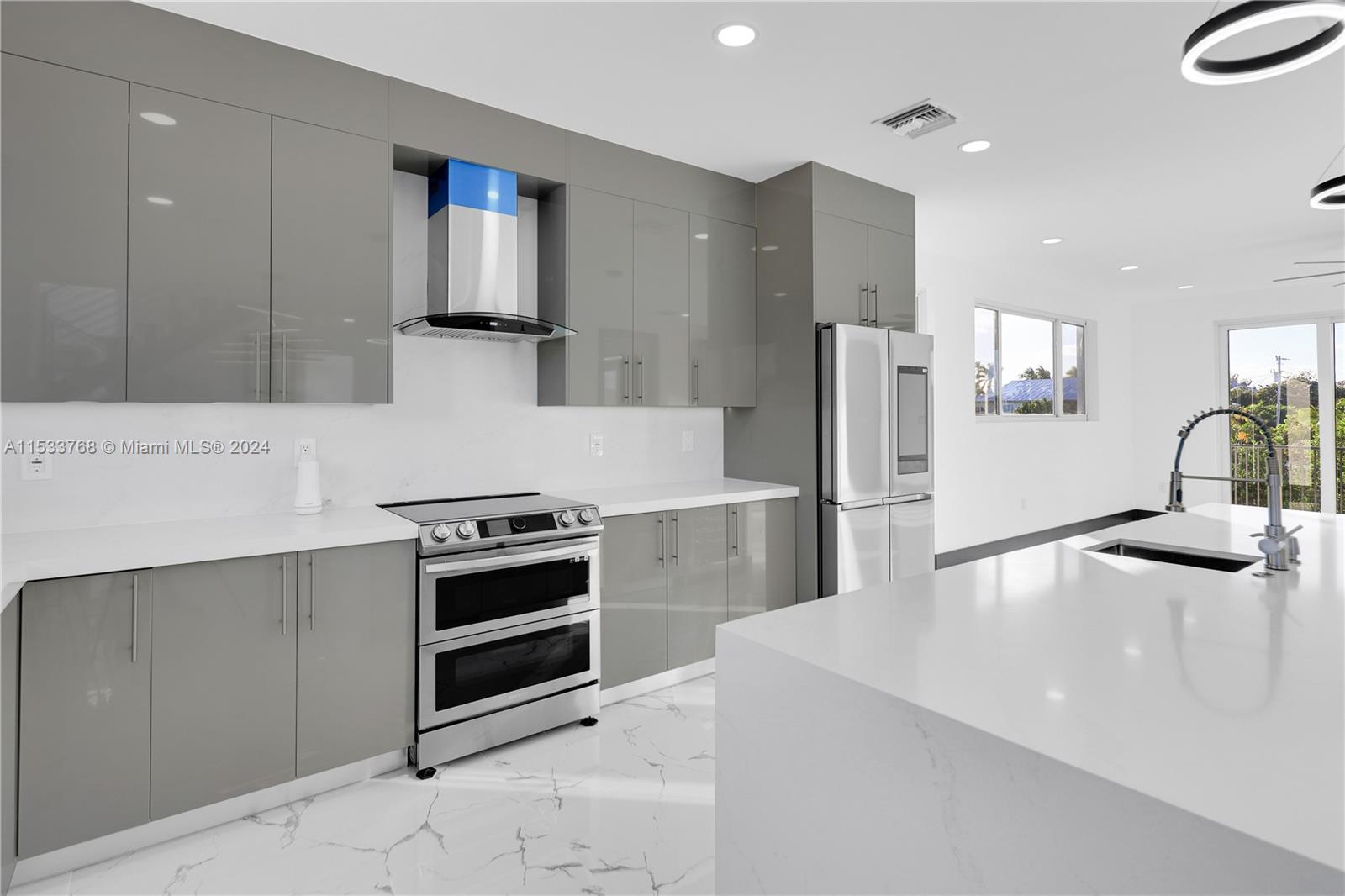 837 Copa D Oro, Marathon, FL, 33050 United States, 4 Bedrooms Bedrooms, ,4 BathroomsBathrooms,Residential,For Sale,Copa D Oro,A11533768