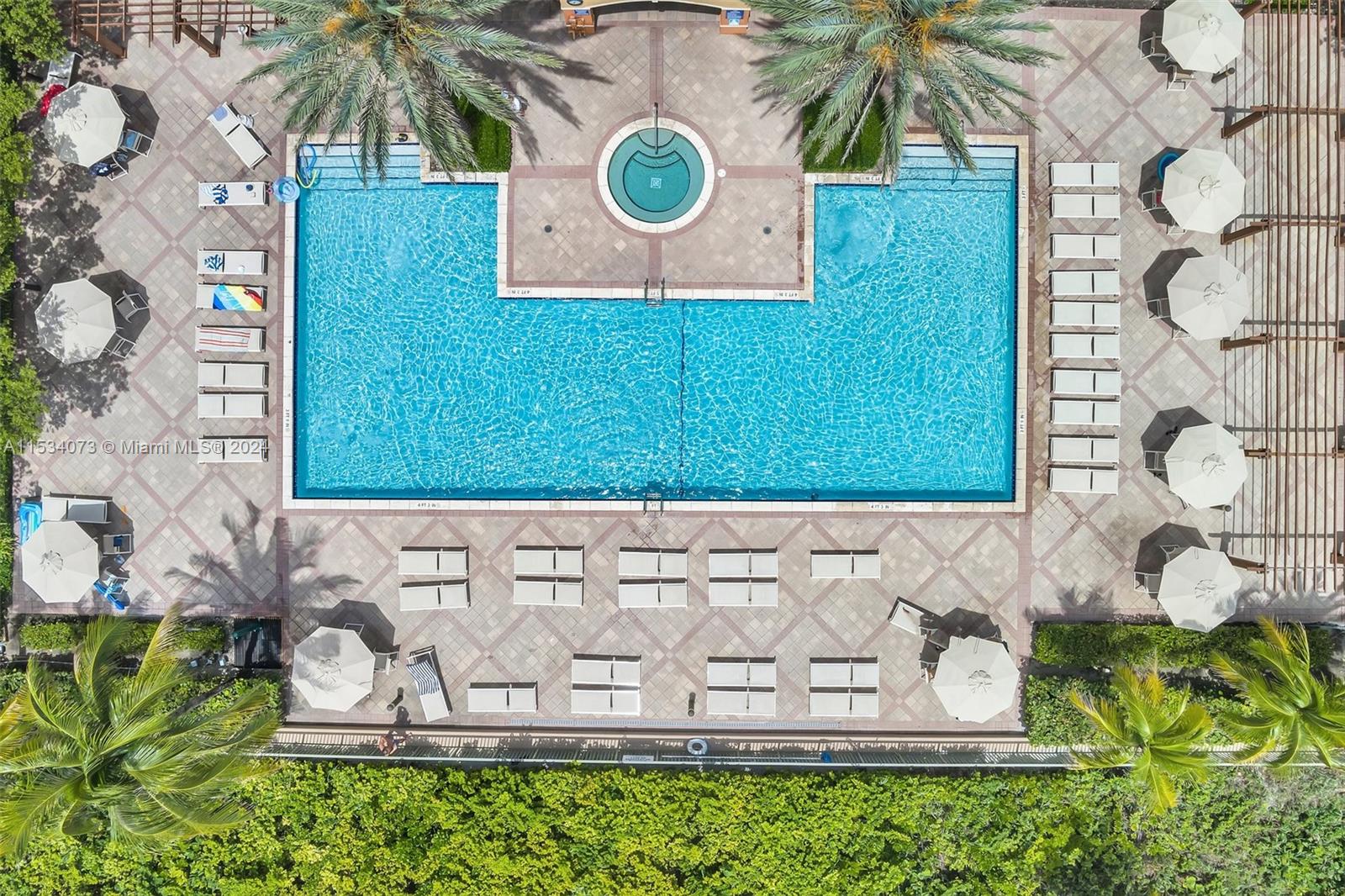 2069 S Ocean Dr TH17, Hallandale Beach, Florida 33009, 3 Bedrooms Bedrooms, ,3 BathroomsBathrooms,Residentiallease,For Rent,2069 S Ocean Dr TH17,A11534073