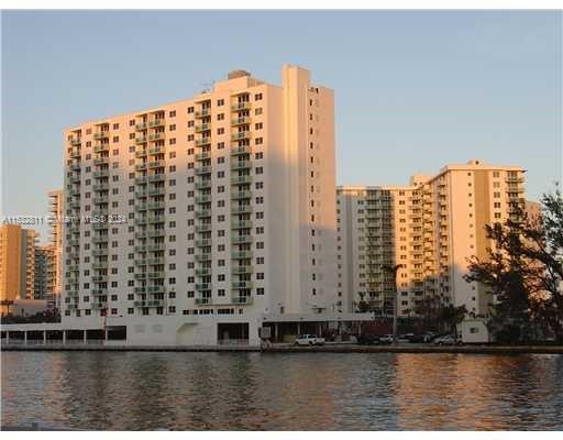 3000 S Ocean Dr 206, Hollywood, Florida 33019, 1 Bedroom Bedrooms, ,1 BathroomBathrooms,Residential,For Sale,3000 S Ocean Dr 206,A11532811