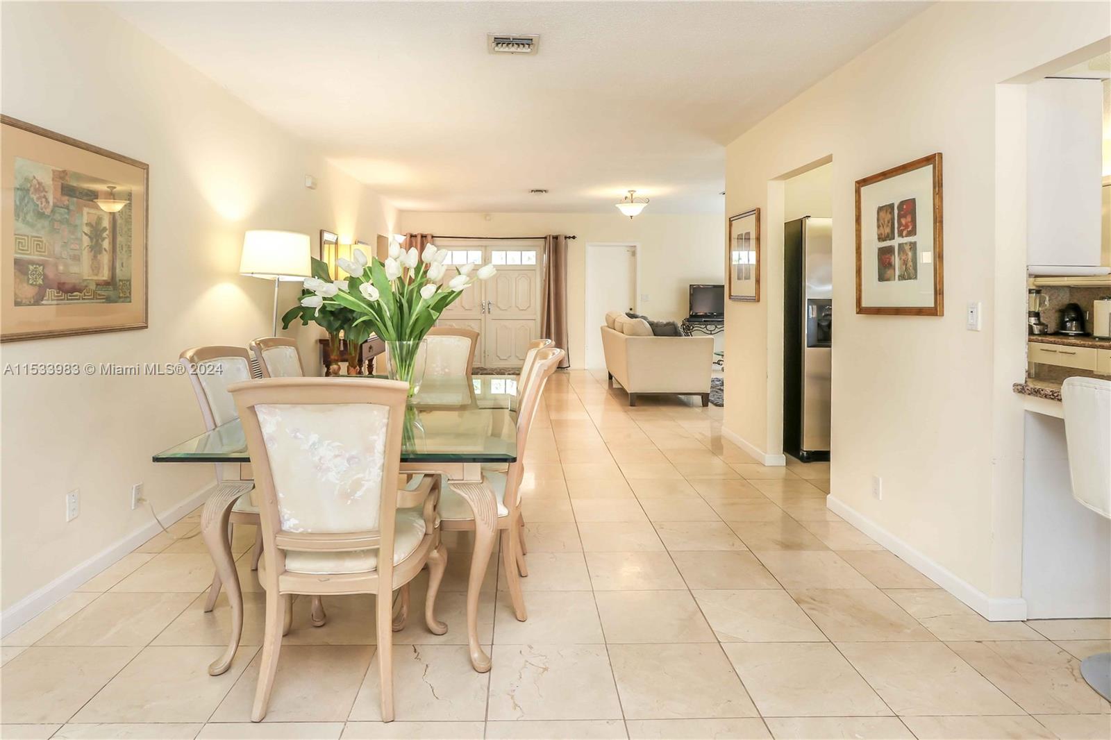 936 N Northlake Dr, Hollywood, Florida 33019, 3 Bedrooms Bedrooms, ,2 BathroomsBathrooms,Residentiallease,For Rent,936 N Northlake Dr,A11533983