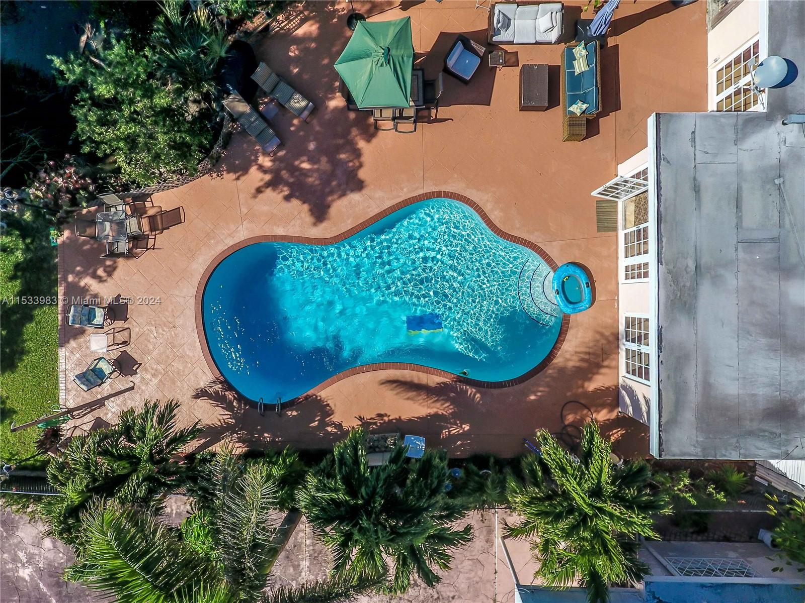 936 N Northlake Dr, Hollywood, Florida 33019, 3 Bedrooms Bedrooms, ,2 BathroomsBathrooms,Residentiallease,For Rent,936 N Northlake Dr,A11533983