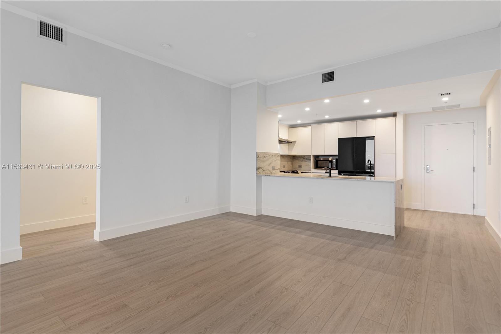 7901 Hispanola Ave 2007, North Bay Village, Florida 33141, 3 Bedrooms Bedrooms, ,2 BathroomsBathrooms,Residential,For Sale,7901 Hispanola Ave 2007,A11533431