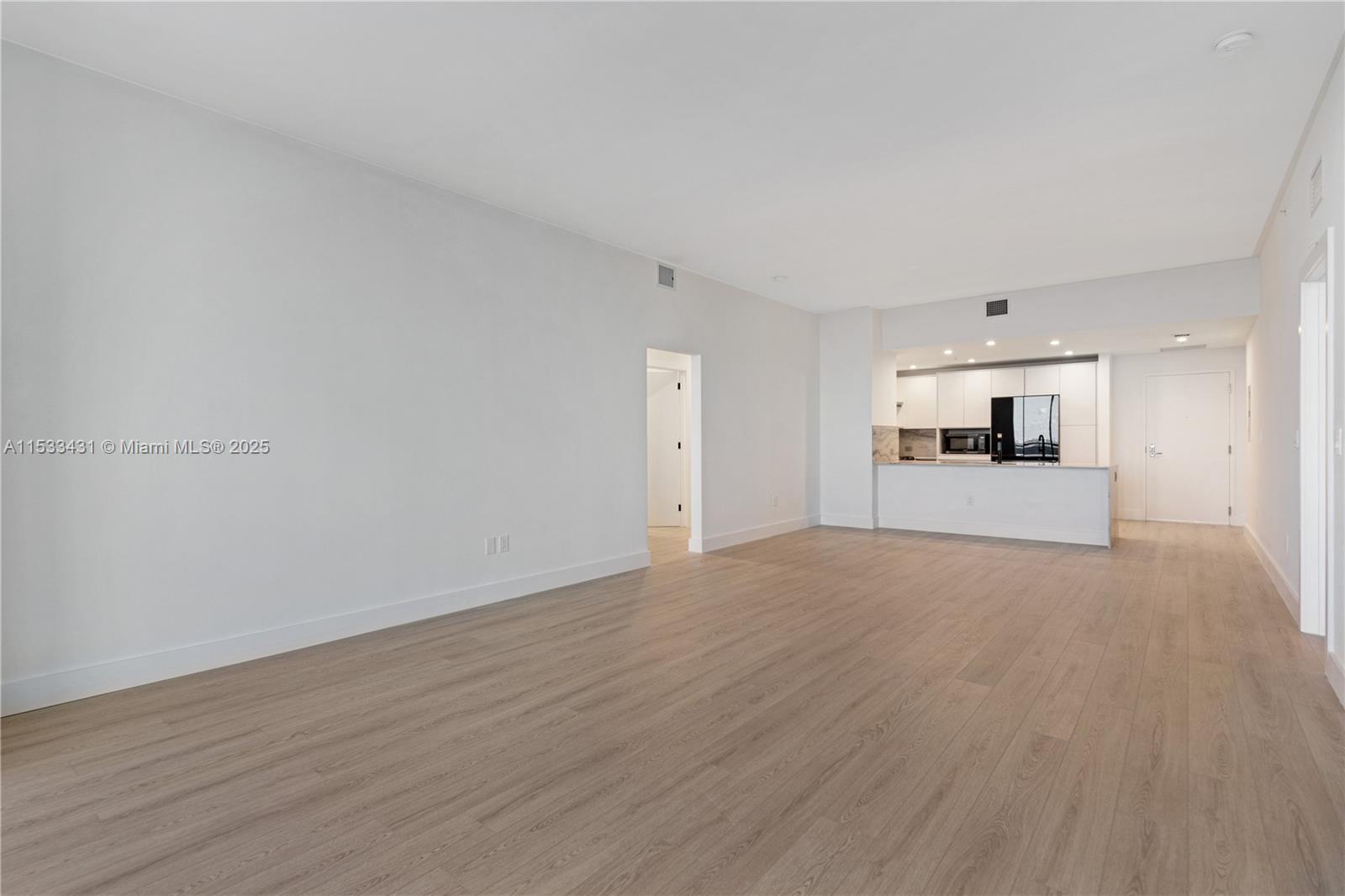 7901 Hispanola Ave 2007, North Bay Village, Florida 33141, 3 Bedrooms Bedrooms, ,2 BathroomsBathrooms,Residential,For Sale,7901 Hispanola Ave 2007,A11533431