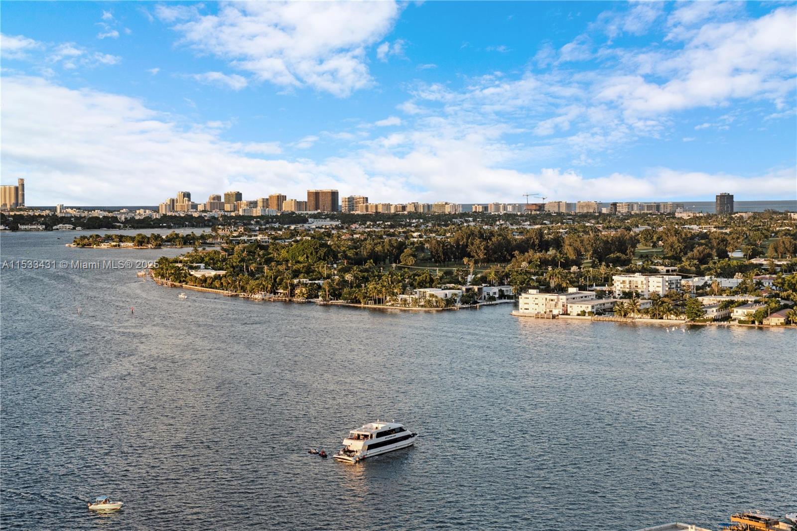 7901 Hispanola Ave 2007, North Bay Village, Florida 33141, 3 Bedrooms Bedrooms, ,2 BathroomsBathrooms,Residential,For Sale,7901 Hispanola Ave 2007,A11533431