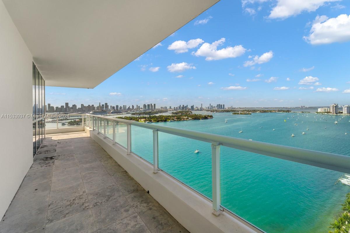 Miami Beach, Florida 33139, 2 Bedrooms Bedrooms, ,2 BathroomsBathrooms,Residentiallease,For Rent,A11533937