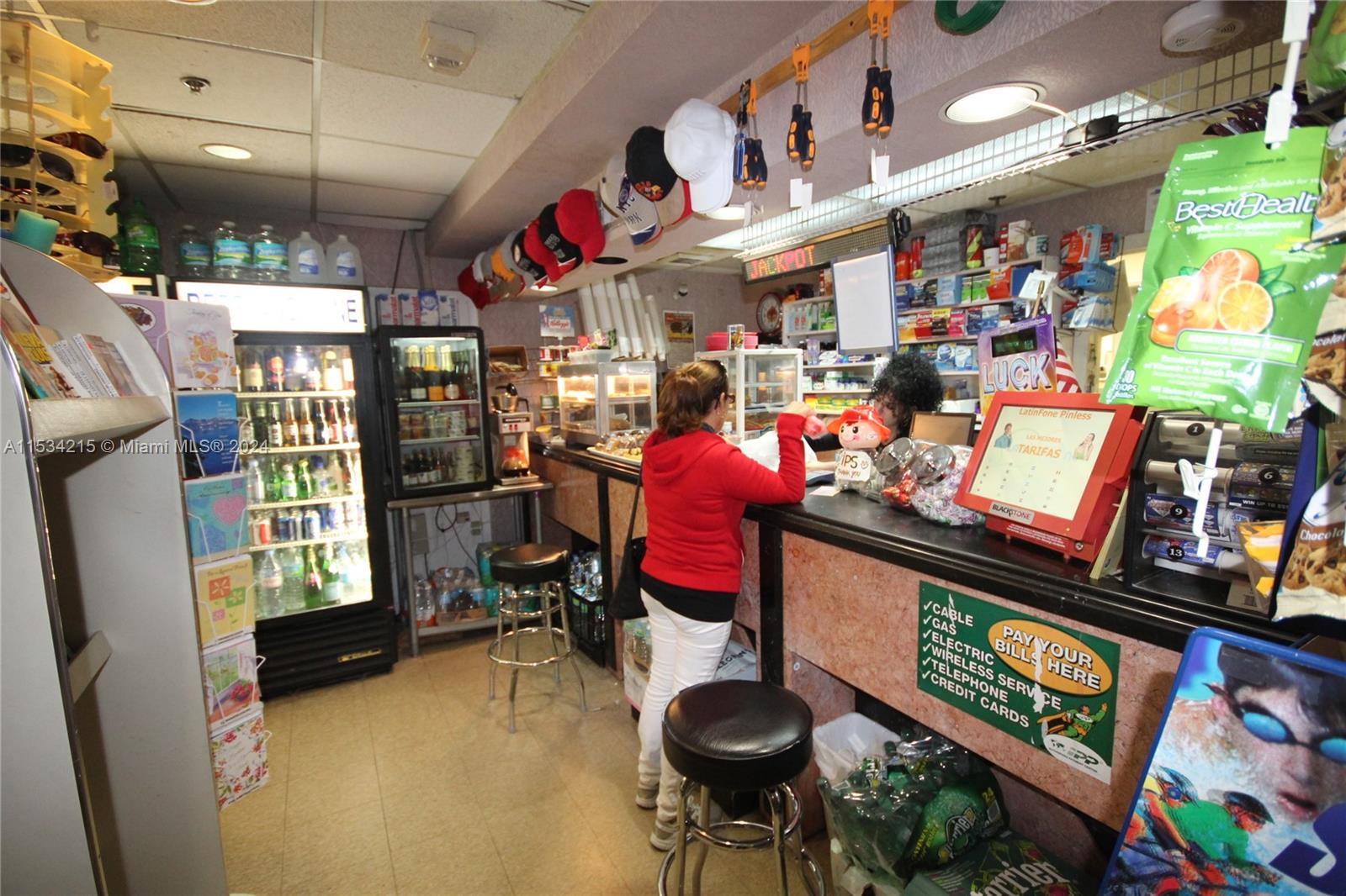 5151 Collins Ave 819, Miami Beach, Florida 33140, 2 Bedrooms Bedrooms, ,2 BathroomsBathrooms,Residentiallease,For Rent,5151 Collins Ave 819,A11534215