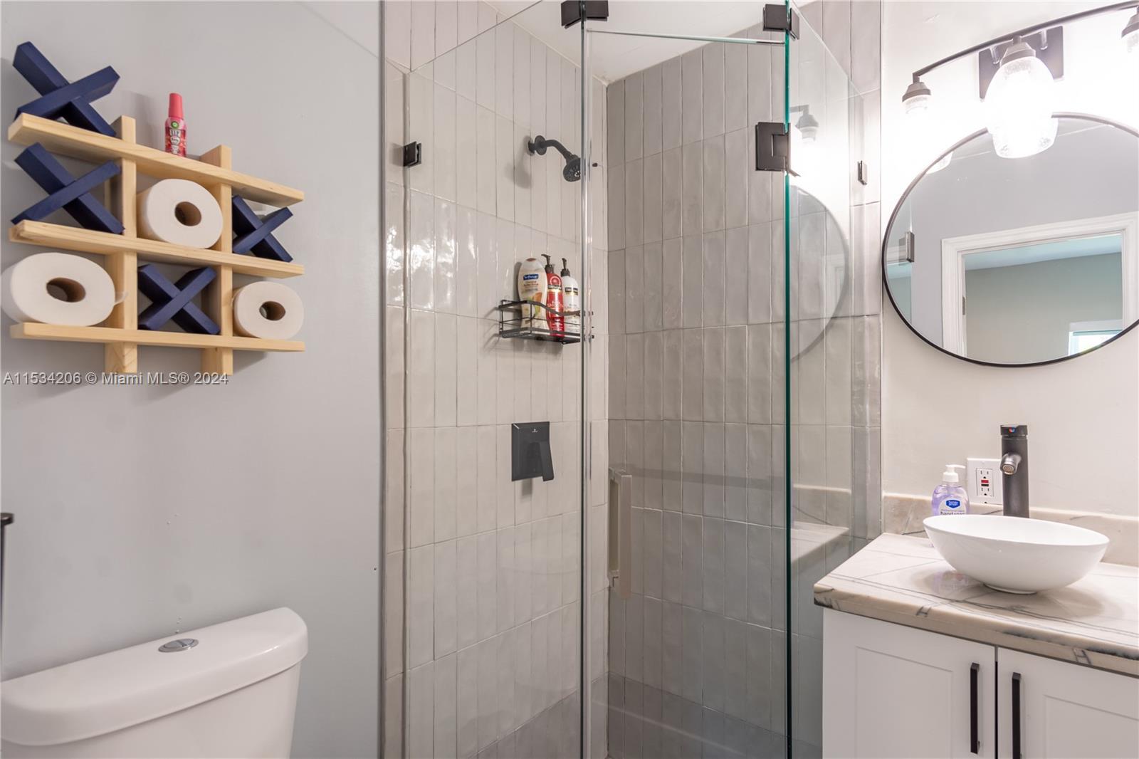 3901 Adams St, Hollywood, Florida 33021, 4 Bedrooms Bedrooms, ,3 BathroomsBathrooms,Residentiallease,For Rent,3901 Adams St,A11534206