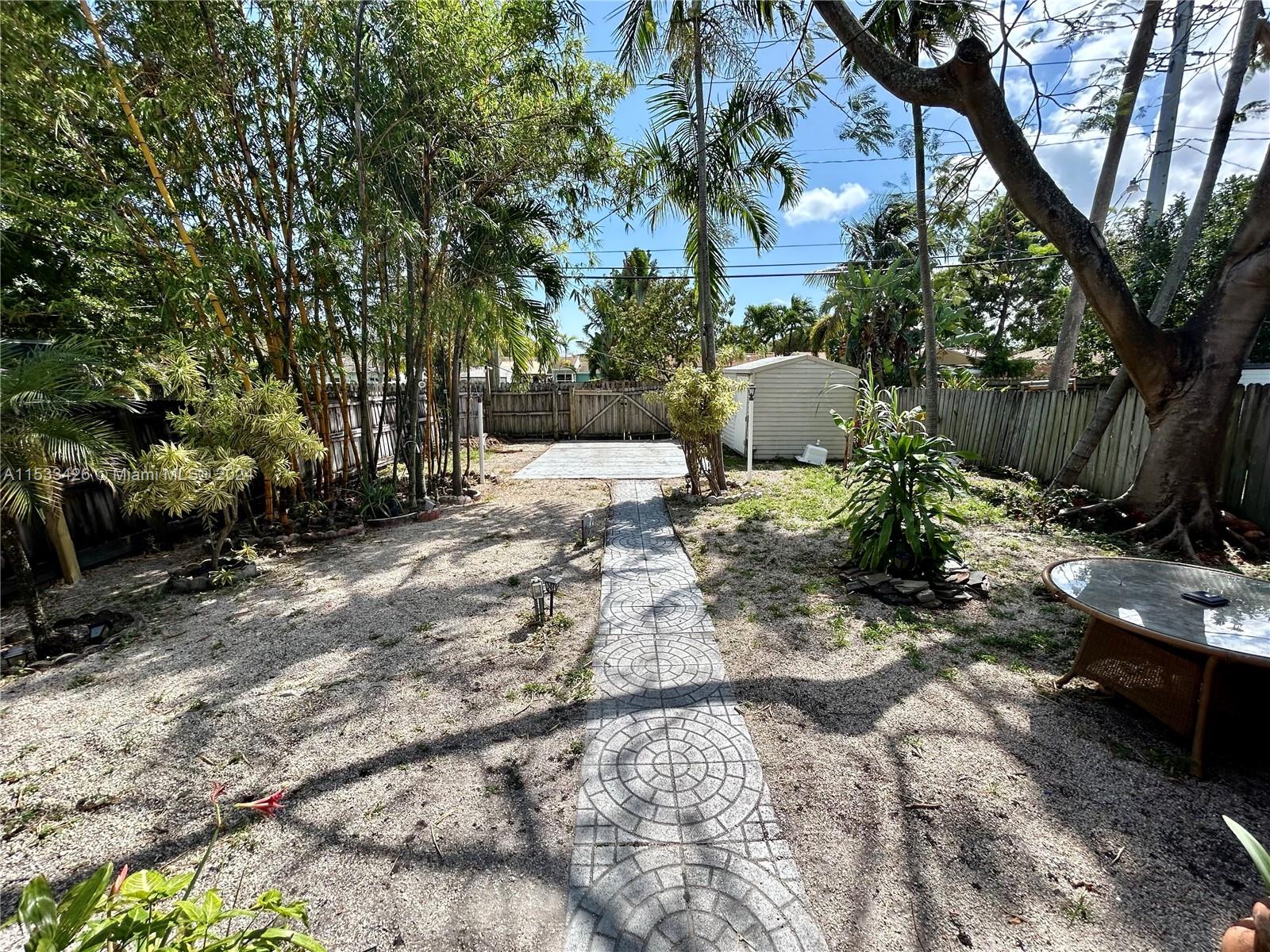 1640 Funston St, Hollywood, Florida 33020, 2 Bedrooms Bedrooms, ,1 BathroomBathrooms,Residential,For Sale,1640 Funston St,A11533426
