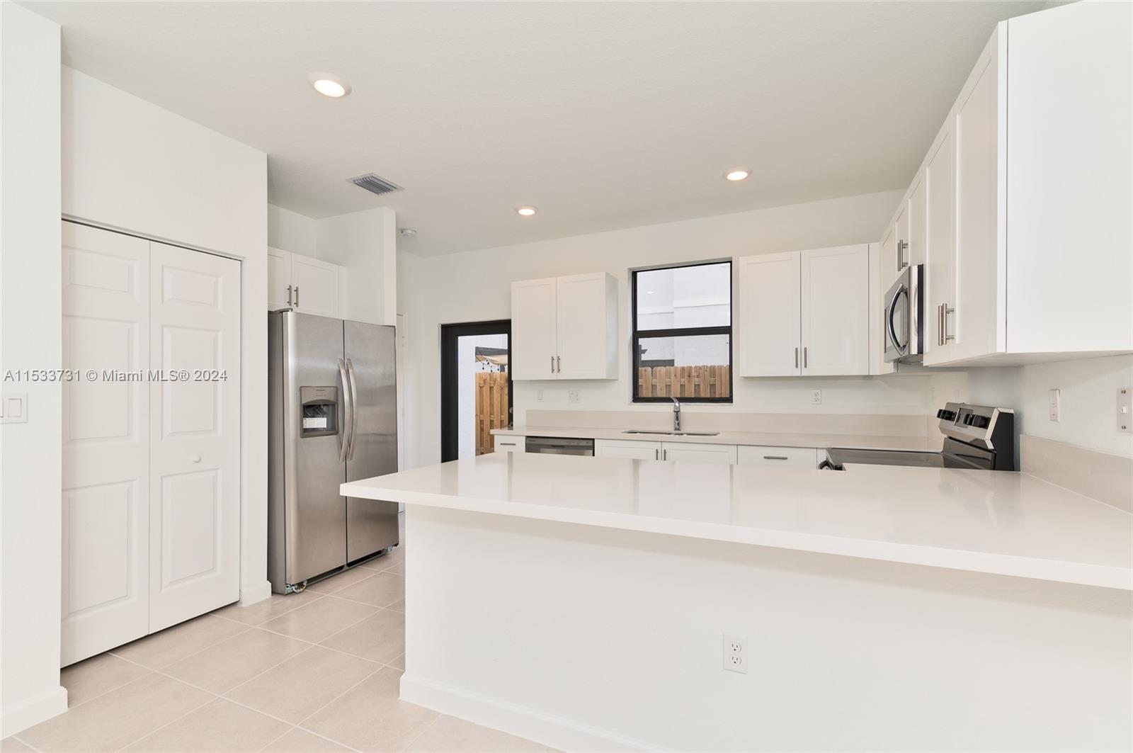 523 19th Ter, Fort Lauderdale, FL, 33312 United States, 3 Bedrooms Bedrooms, ,2 BathroomsBathrooms,Residential,For Sale,19th Ter,A11533731