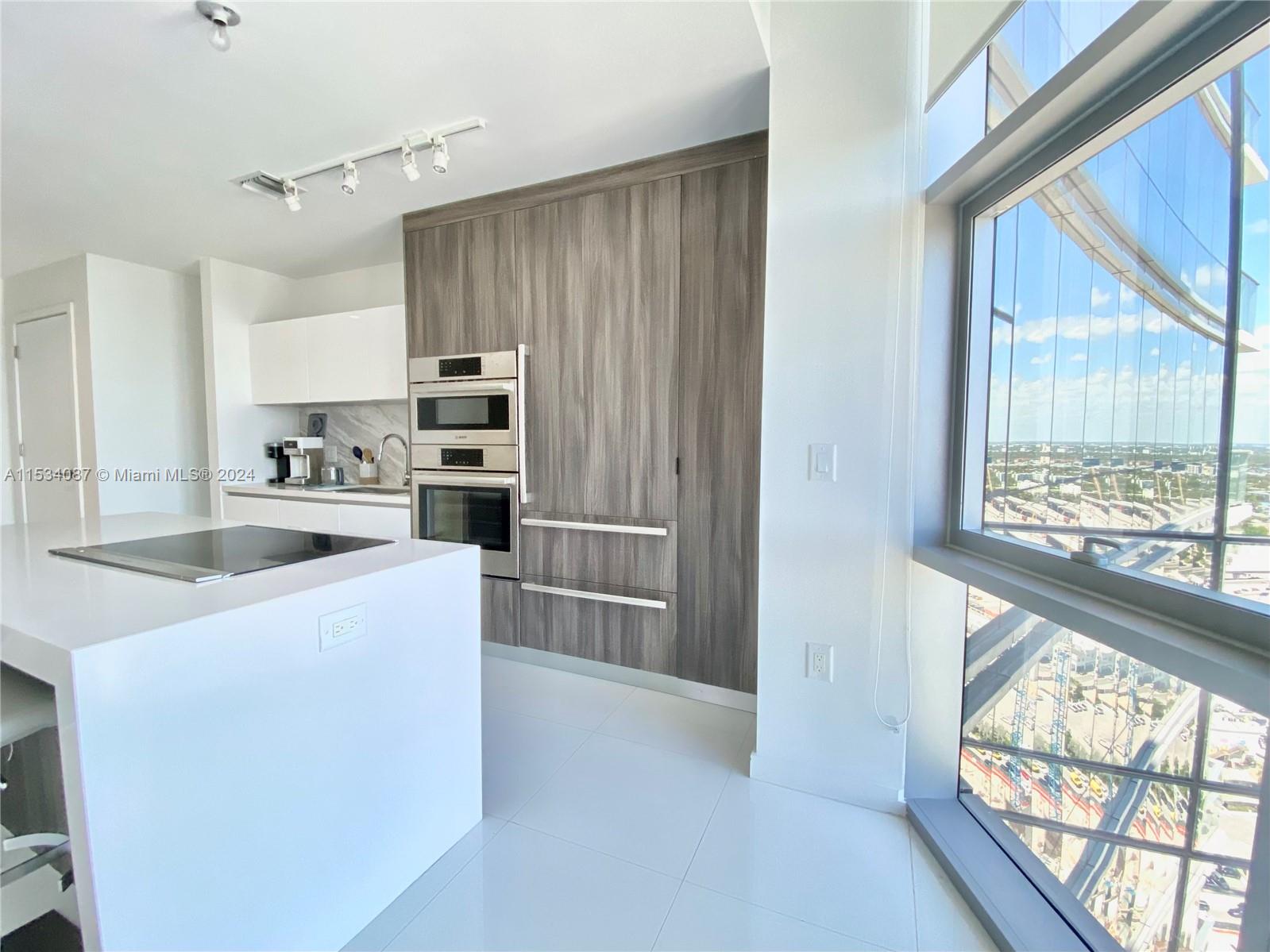 851 NE 1st Ave 2802, Miami, Florida 33132, 1 Bedroom Bedrooms, ,1 BathroomBathrooms,Residential,For Sale,851 NE 1st Ave 2802,A11534087