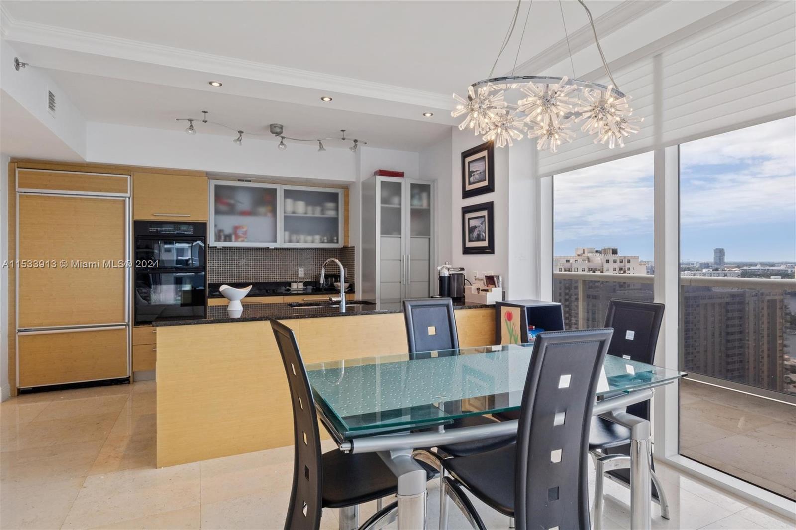 Hallandale Beach, Florida 33009, 2 Bedrooms Bedrooms, ,2 BathroomsBathrooms,Residentiallease,For Rent,A11533913