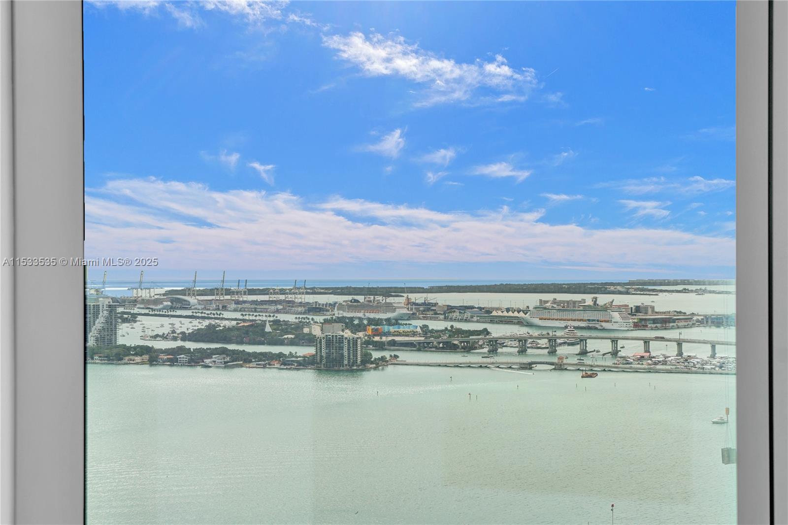 700 NE 26th Ter 3505, Miami, Florida 33137, 2 Bedrooms Bedrooms, ,2 BathroomsBathrooms,Residential,For Sale,700 NE 26th Ter 3505,A11533535