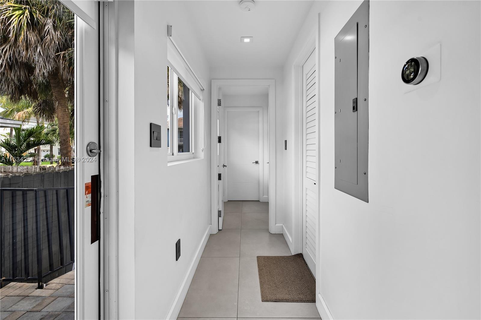 452 Hampton Ln, Key Biscayne, FL, 33149 United States, 4 Bedrooms Bedrooms, ,4 BathroomsBathrooms,Residential,For Sale,Hampton Ln,A11534257